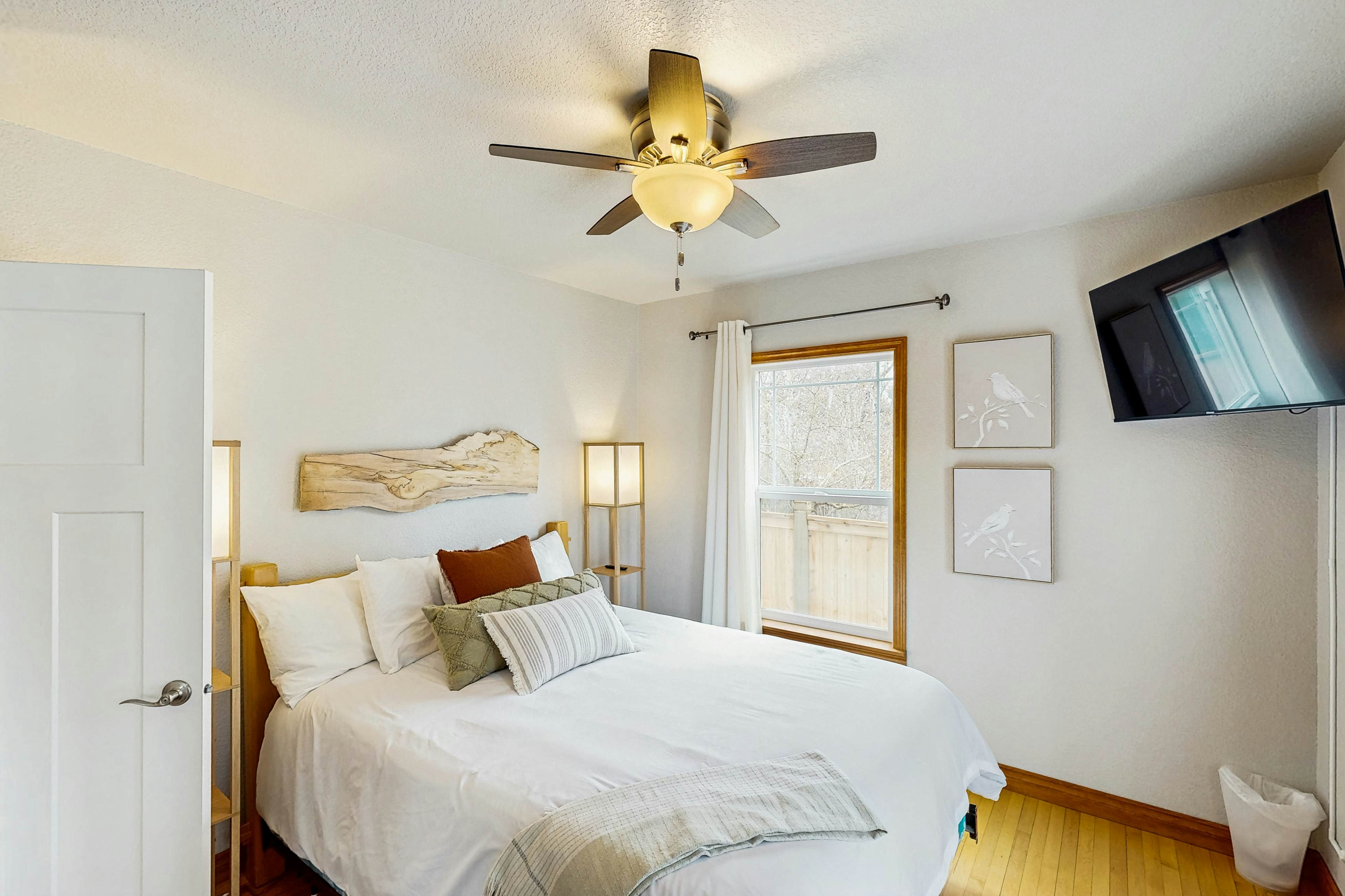 Remodeled Home With Hot Tub