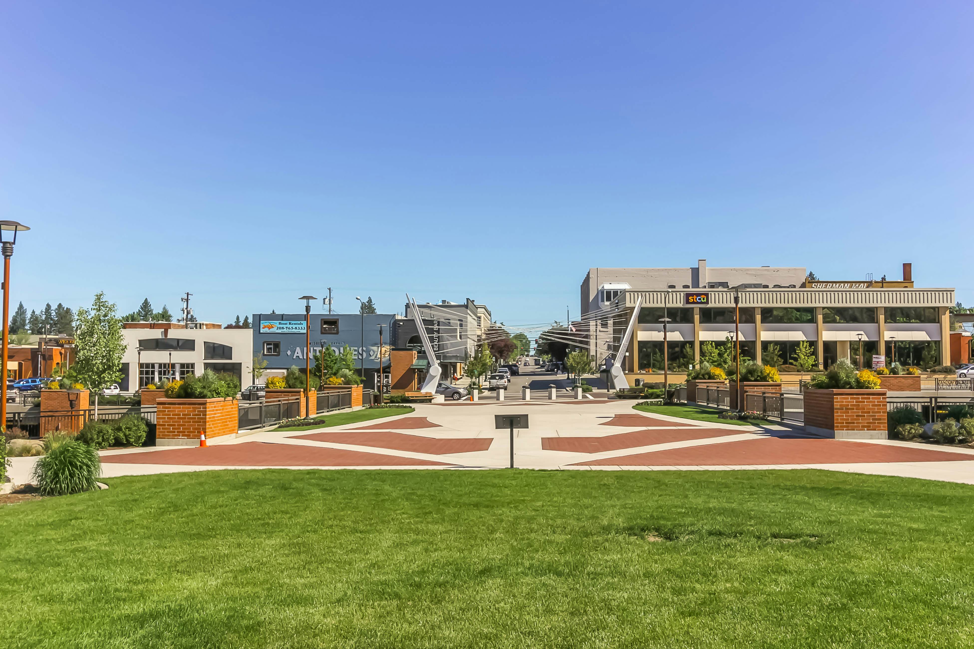 Remodeled Home With Hot Tub