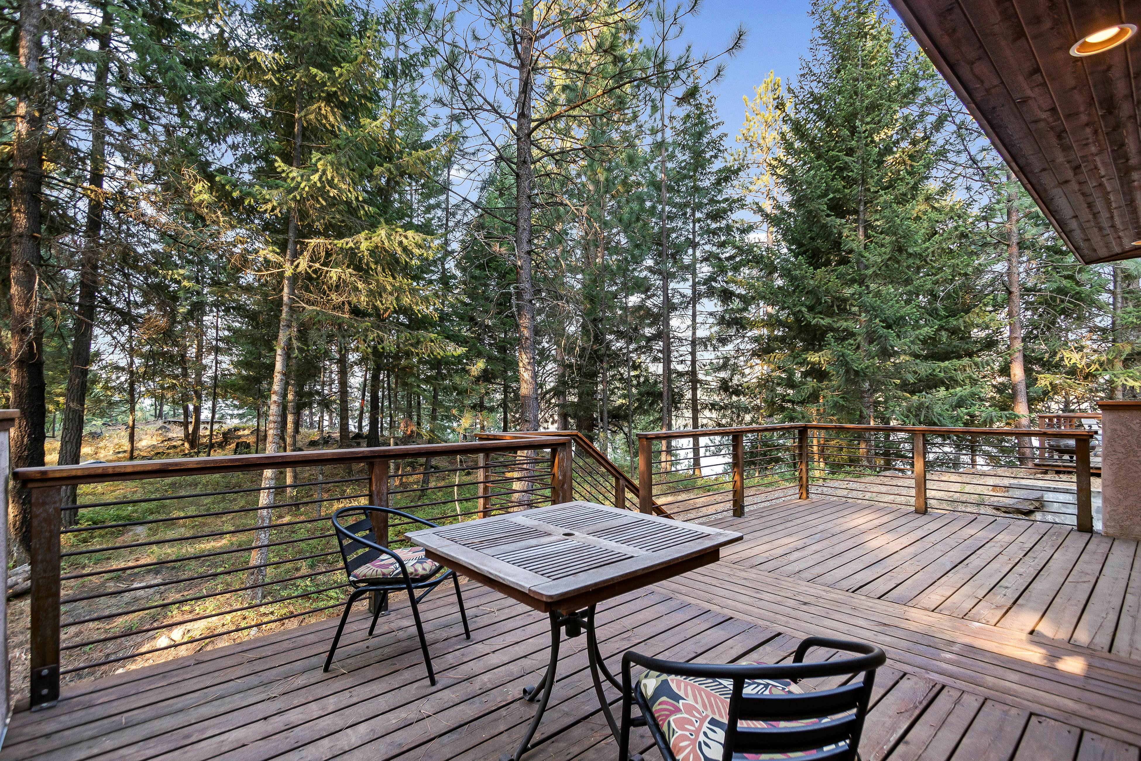 Rustic Lakeview Forest Home