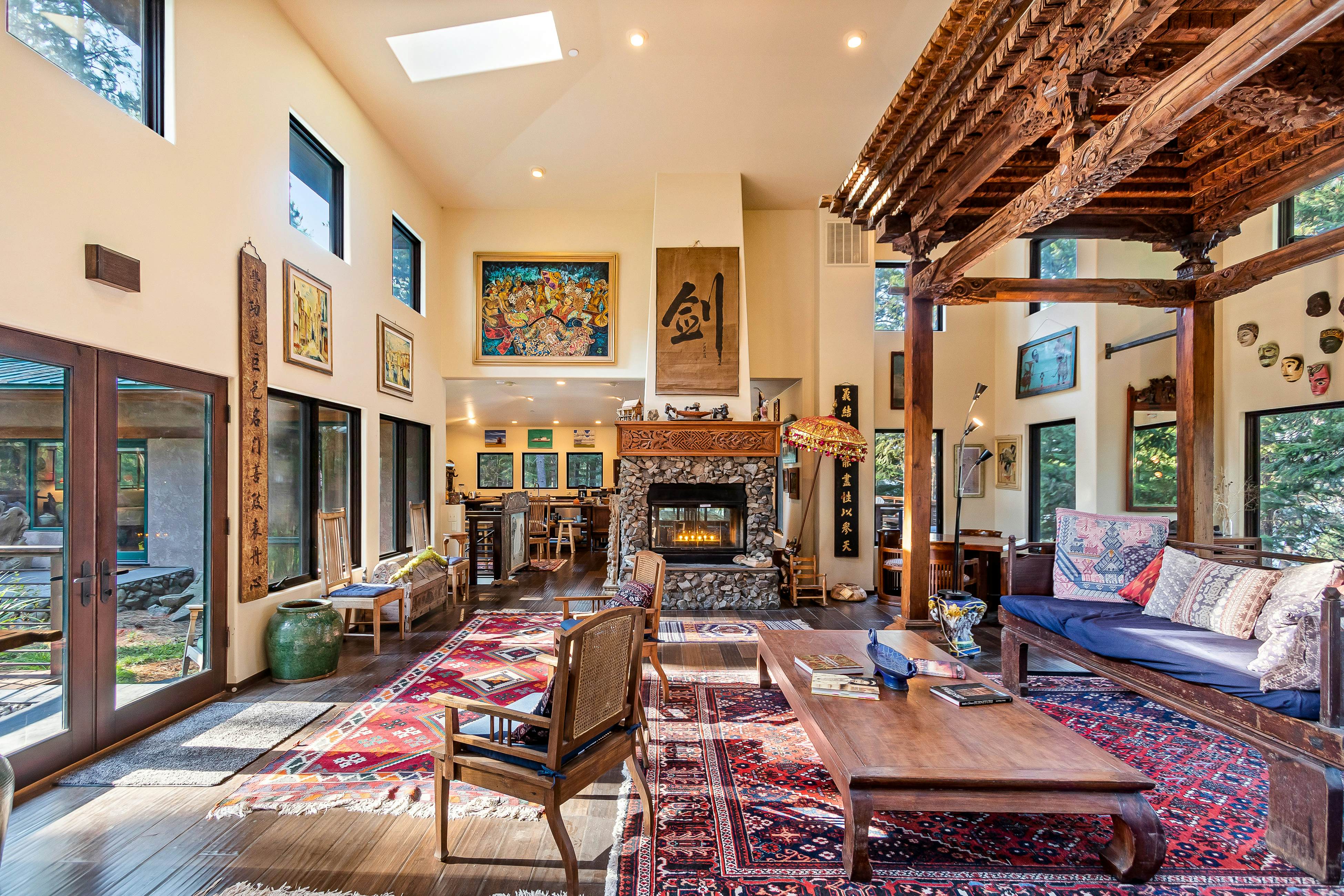 Rustic Lakeview Forest Home