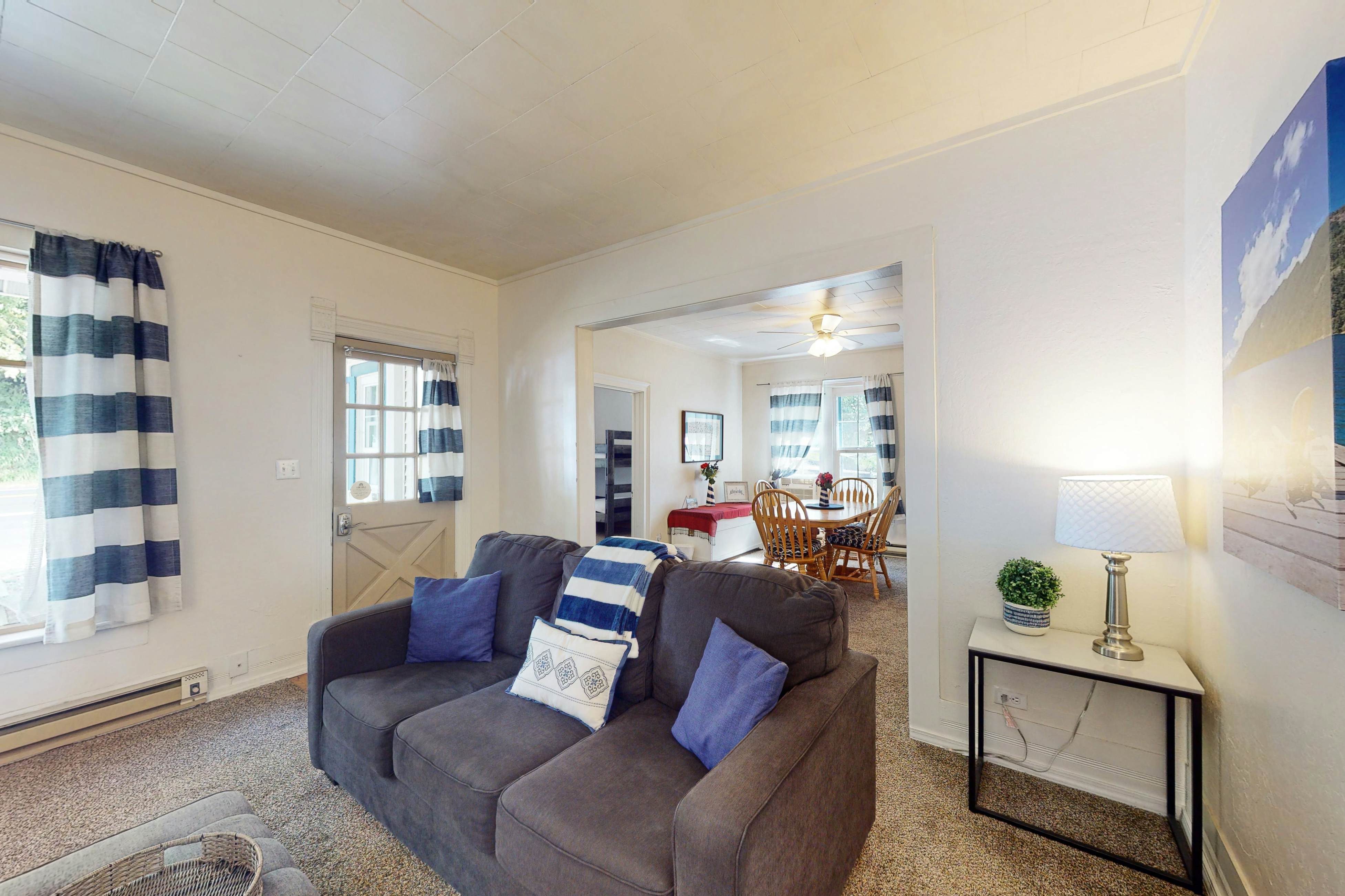 Dog Friendly Lake Getaway