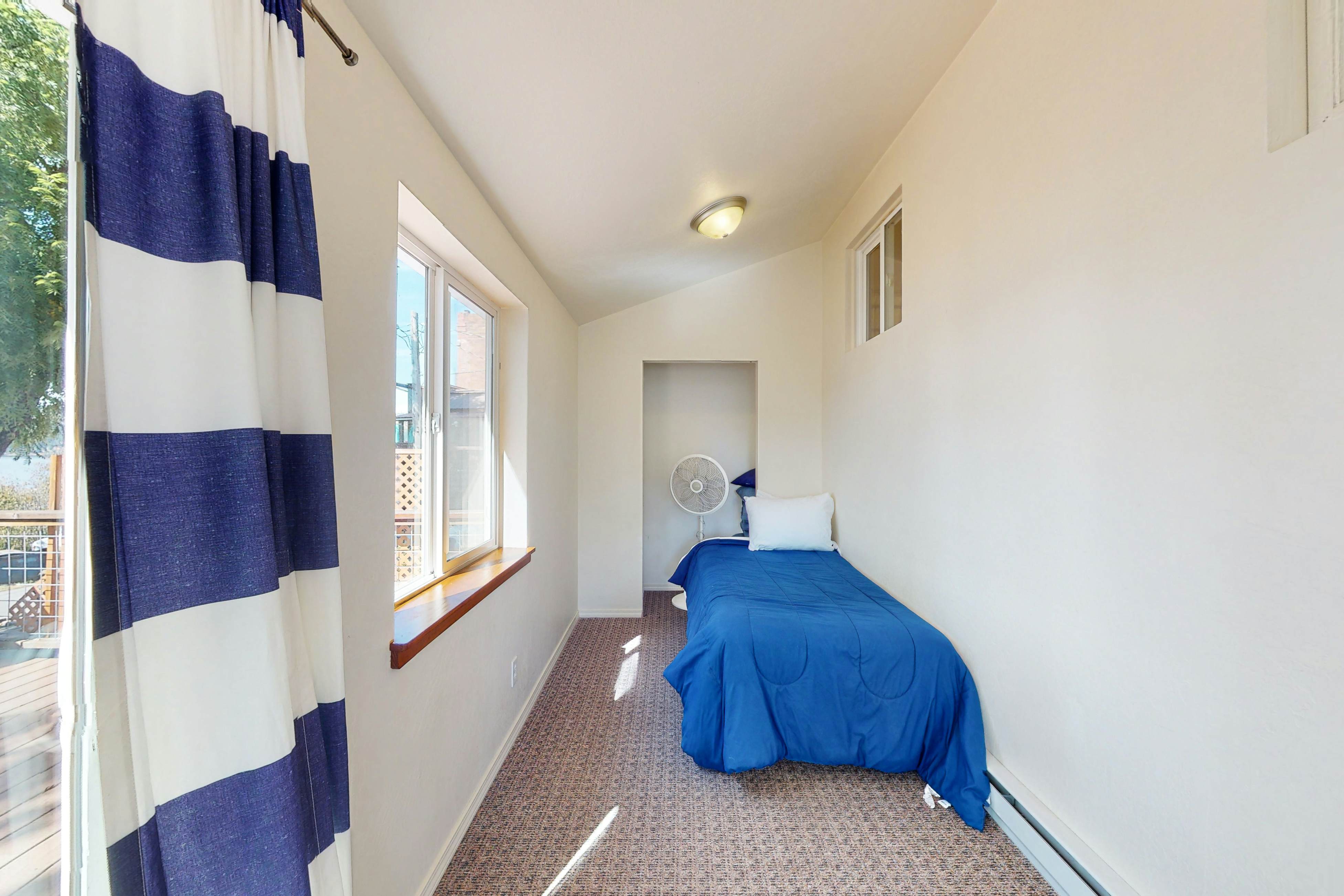 Dog Friendly Lake Getaway