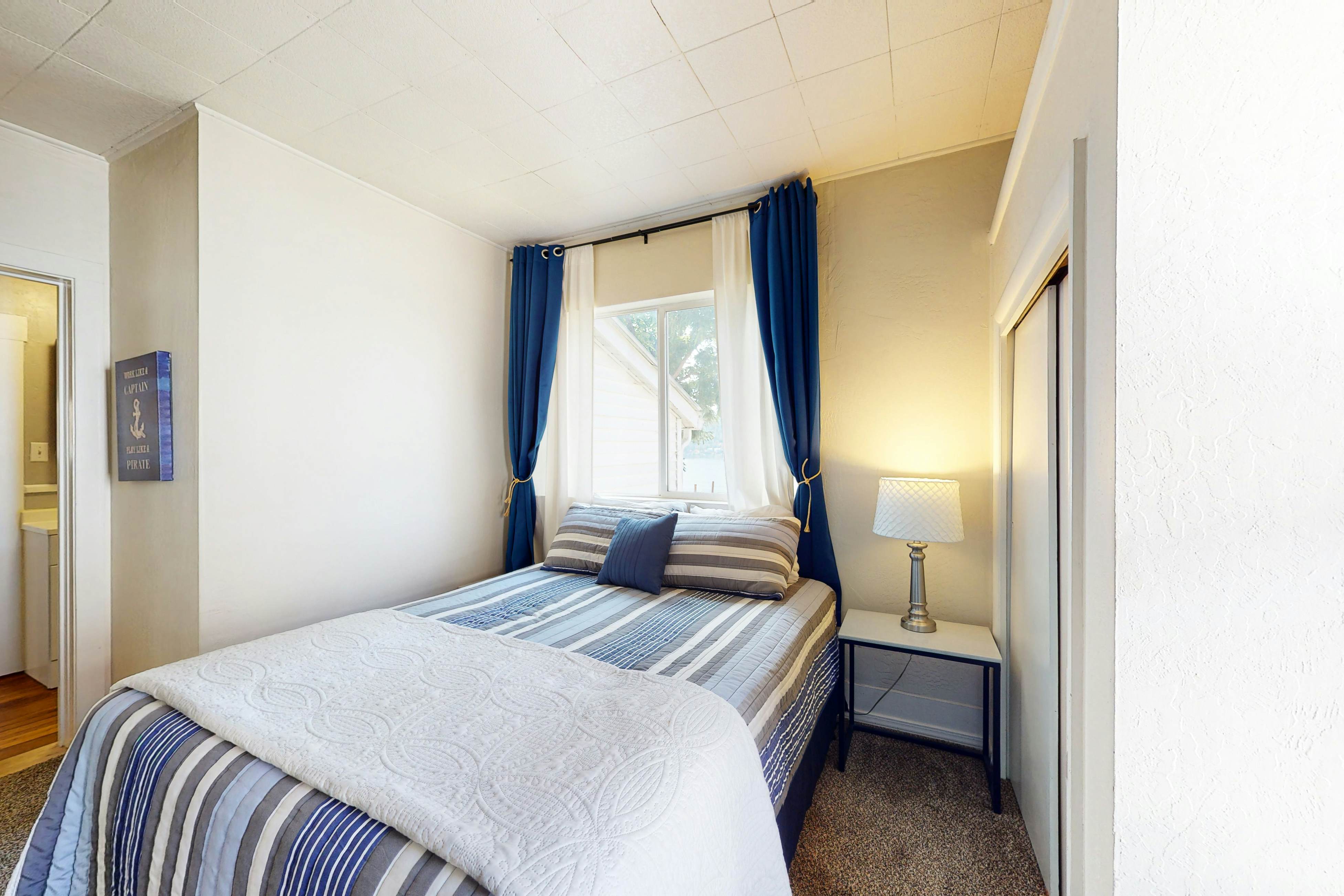 Dog Friendly Lake Getaway