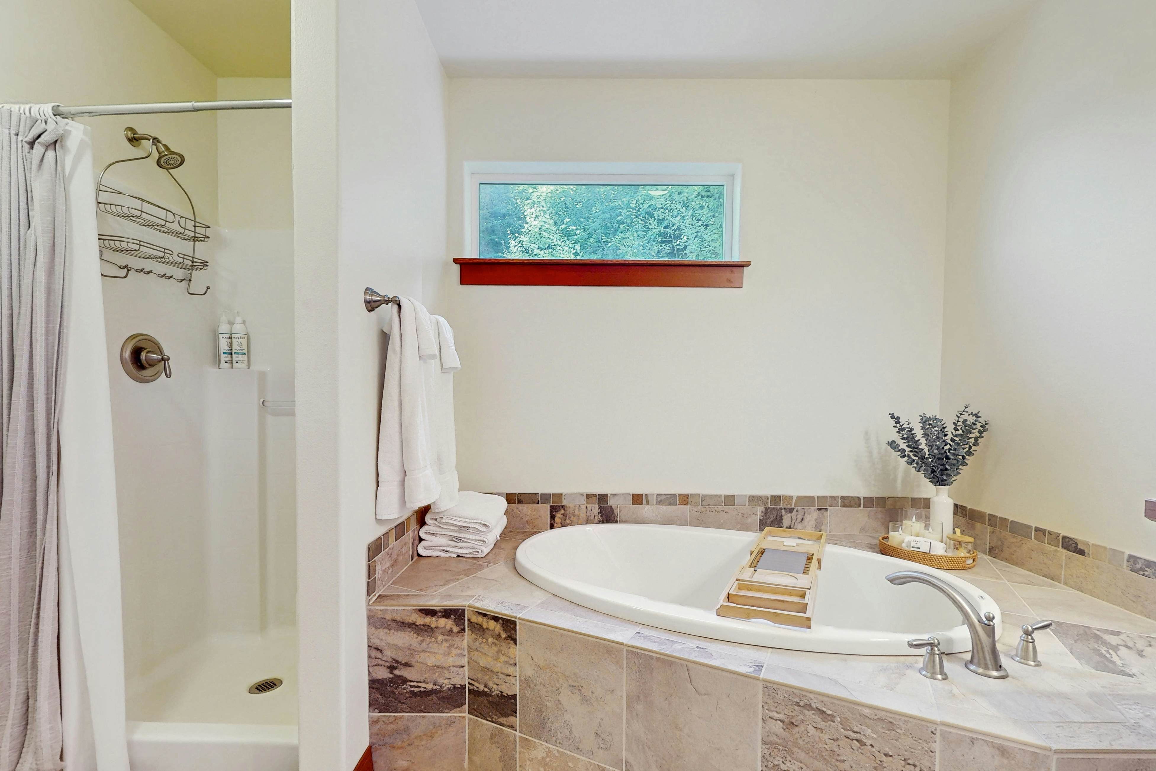 Dog Friendly Lake View Home