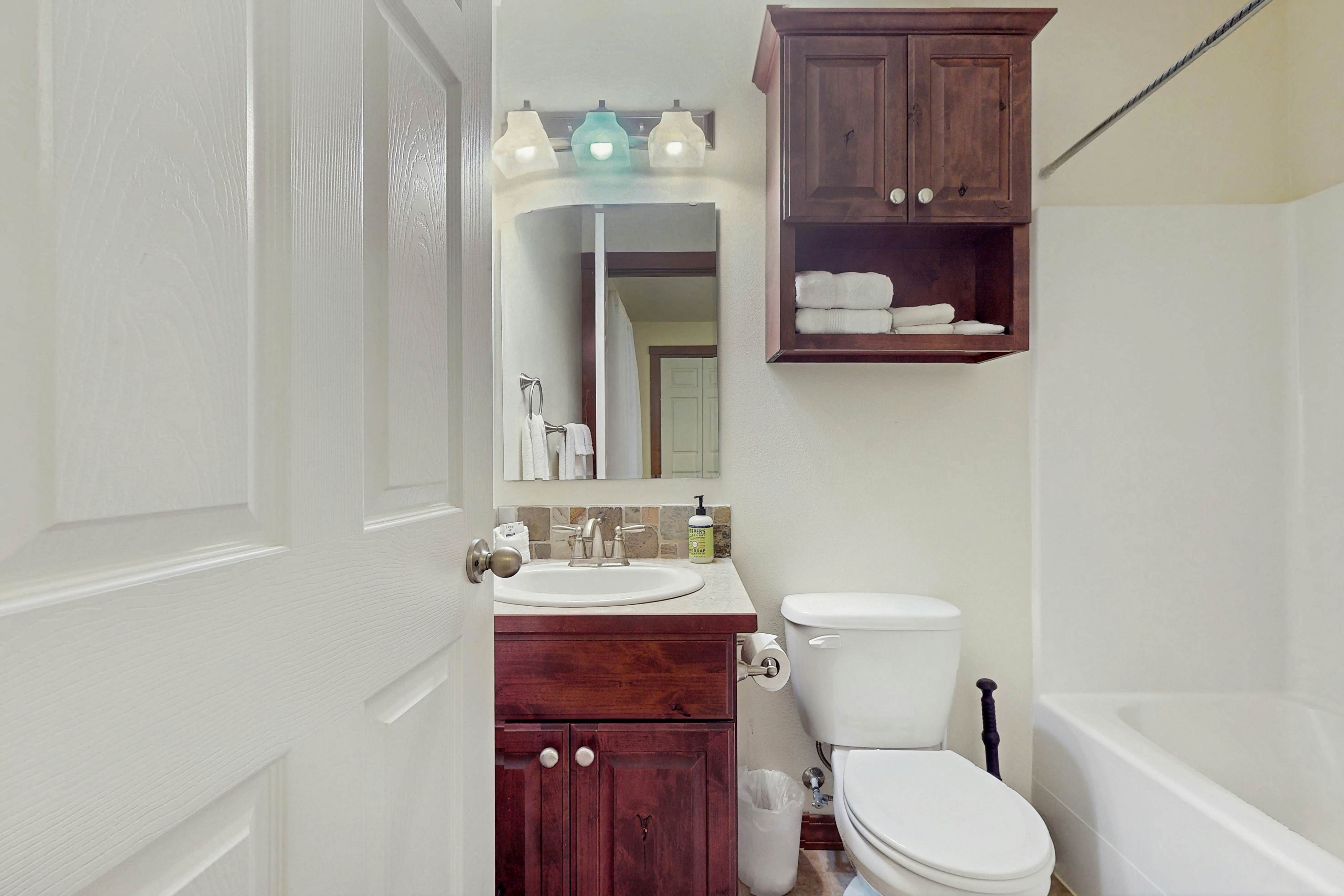 Dog Friendly Lake View Home