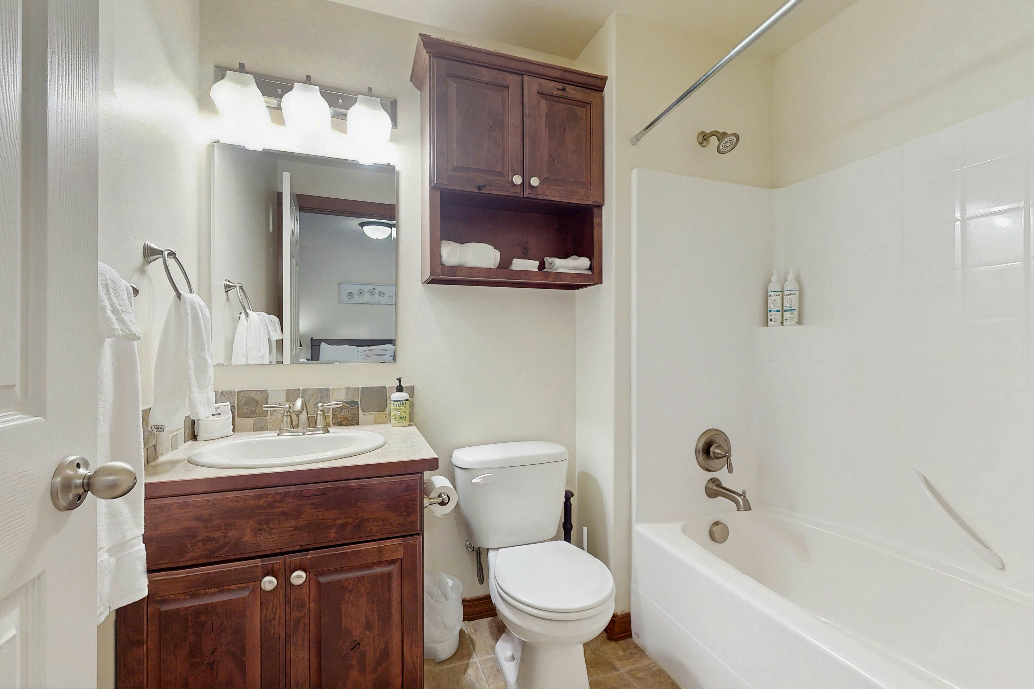 Dog Friendly Lake View Home