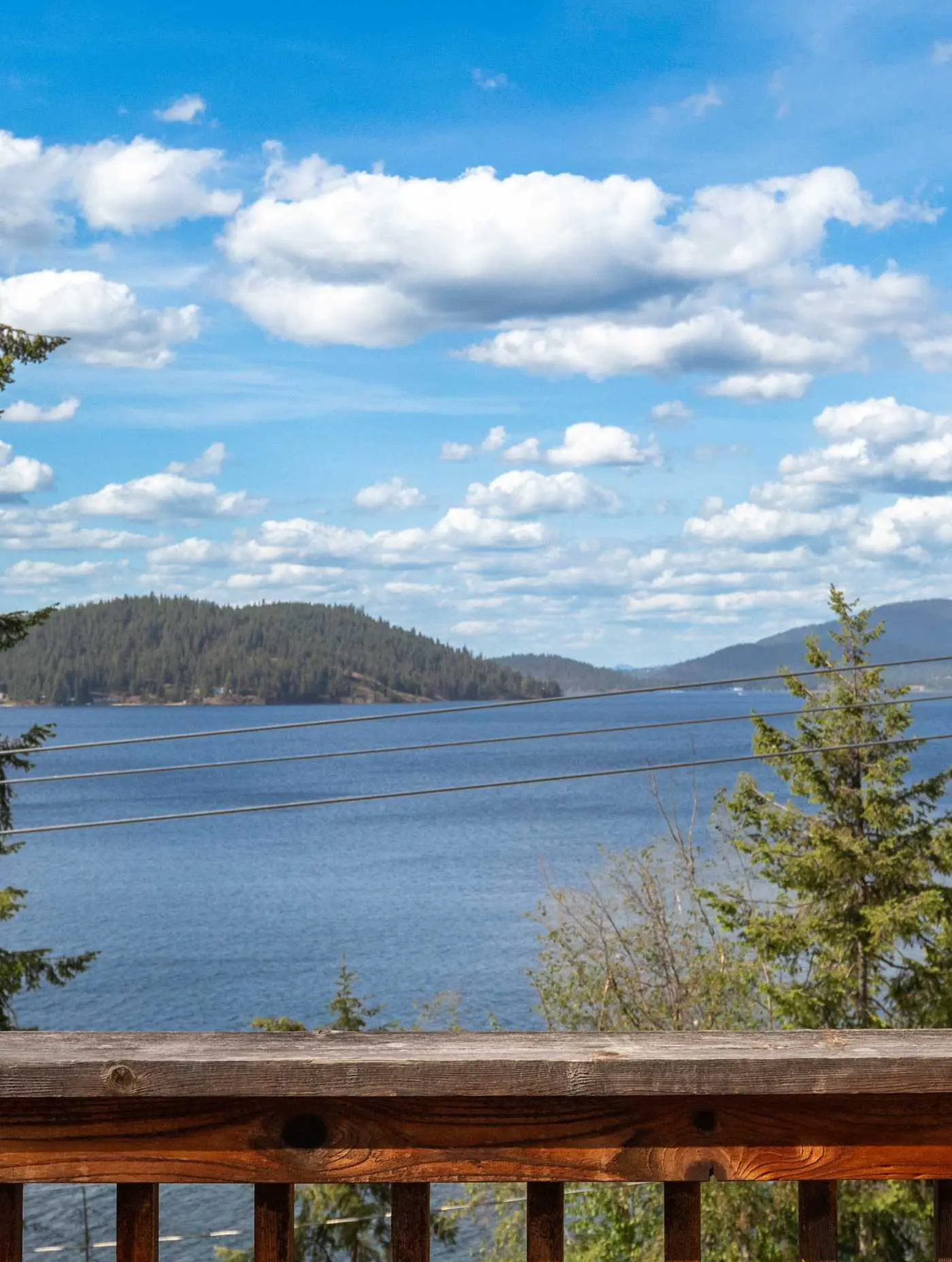 Unwind at Lakeside Hideaway overlooking CDA Lake