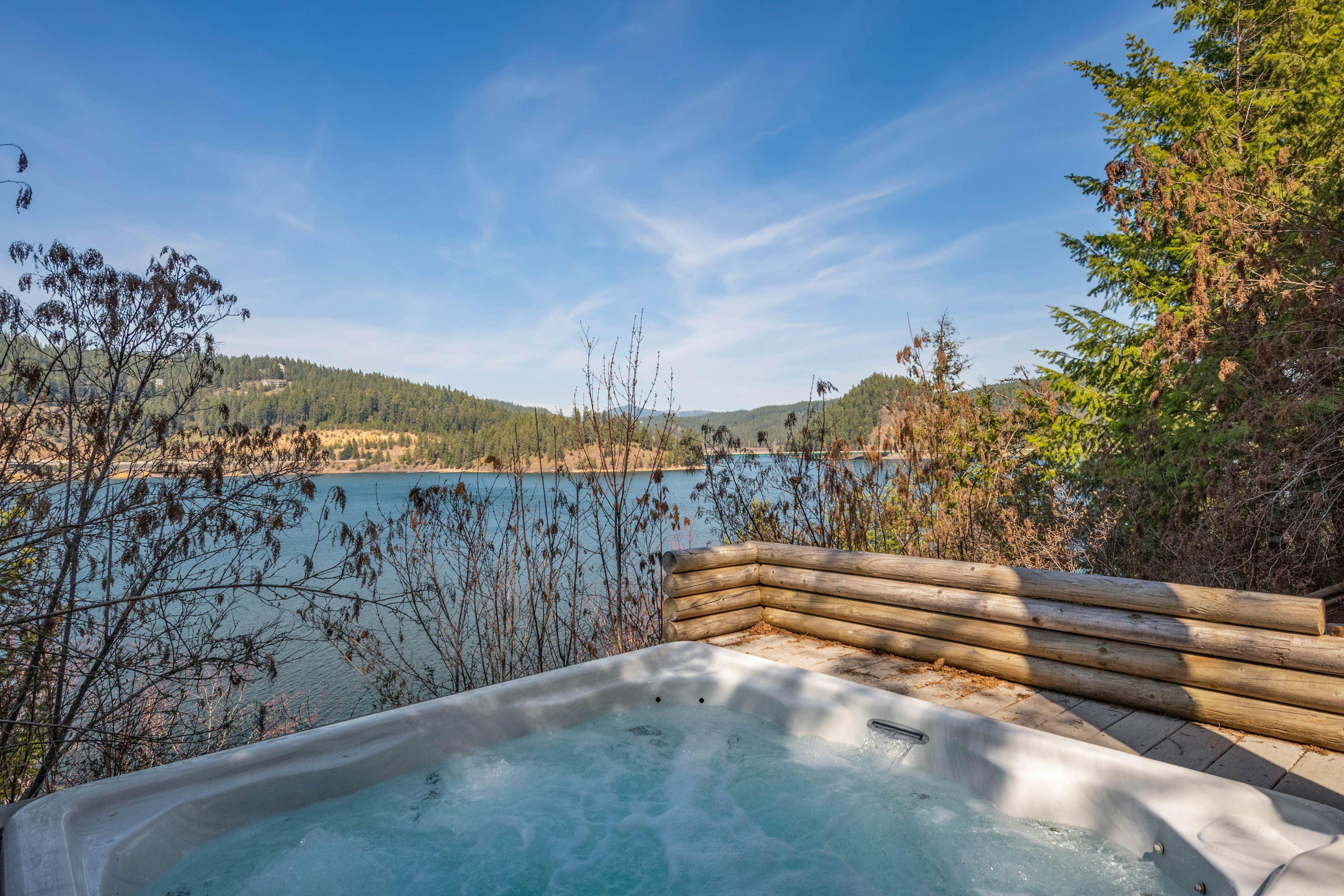 Two Lakefront Homes Retreat