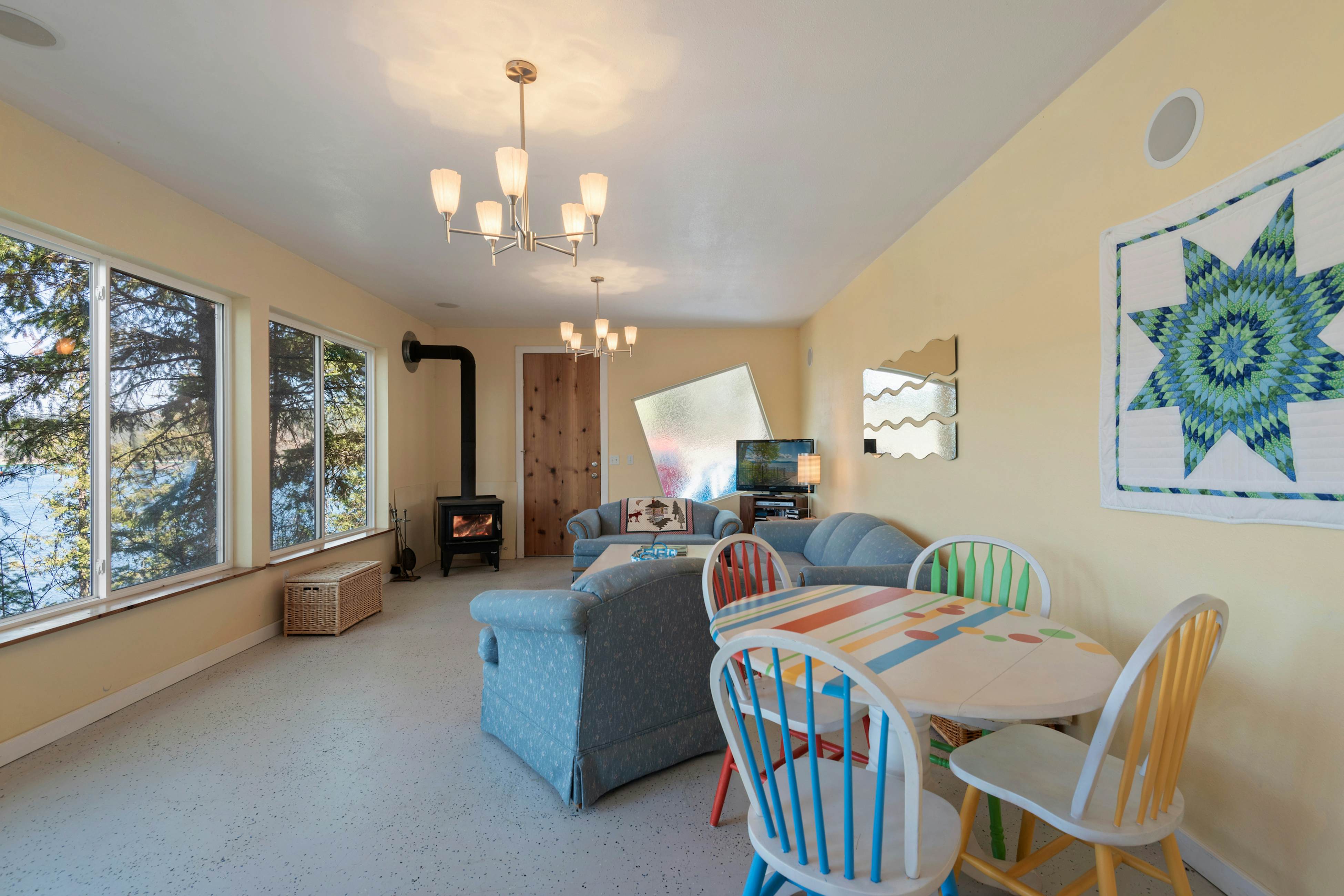 Two Lakefront Homes Retreat