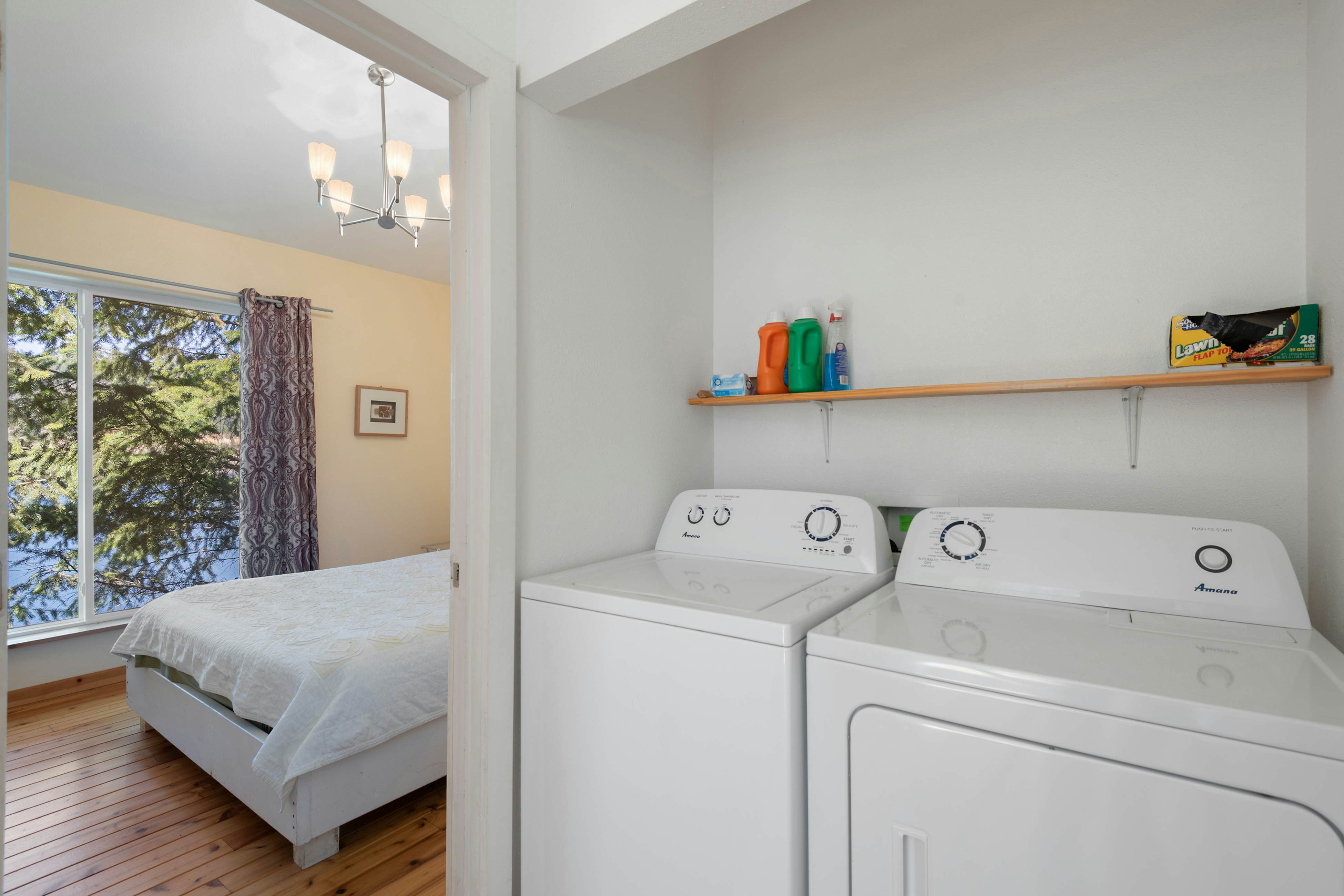 Two Lakefront Homes Retreat