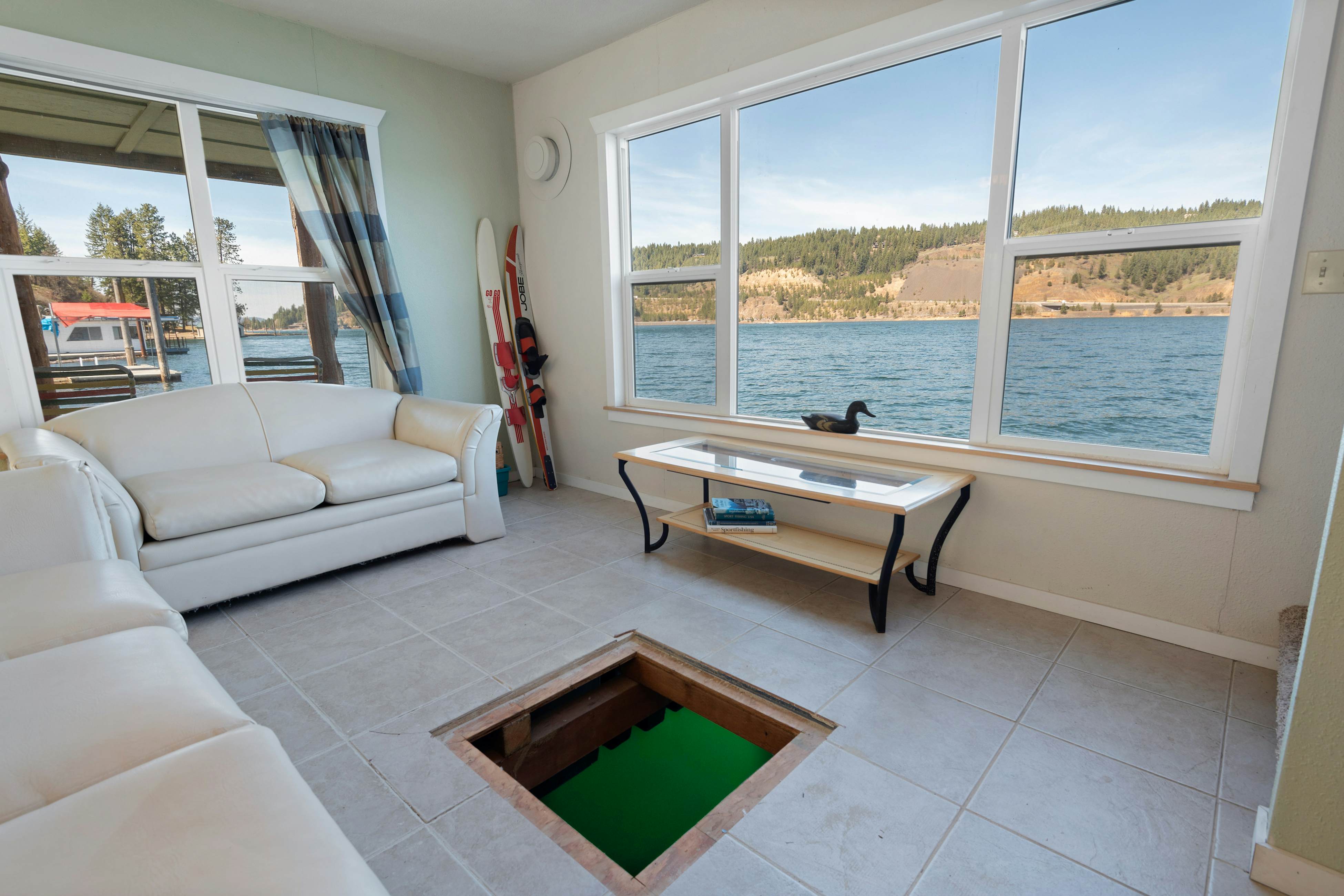 Two Lakefront Homes Retreat