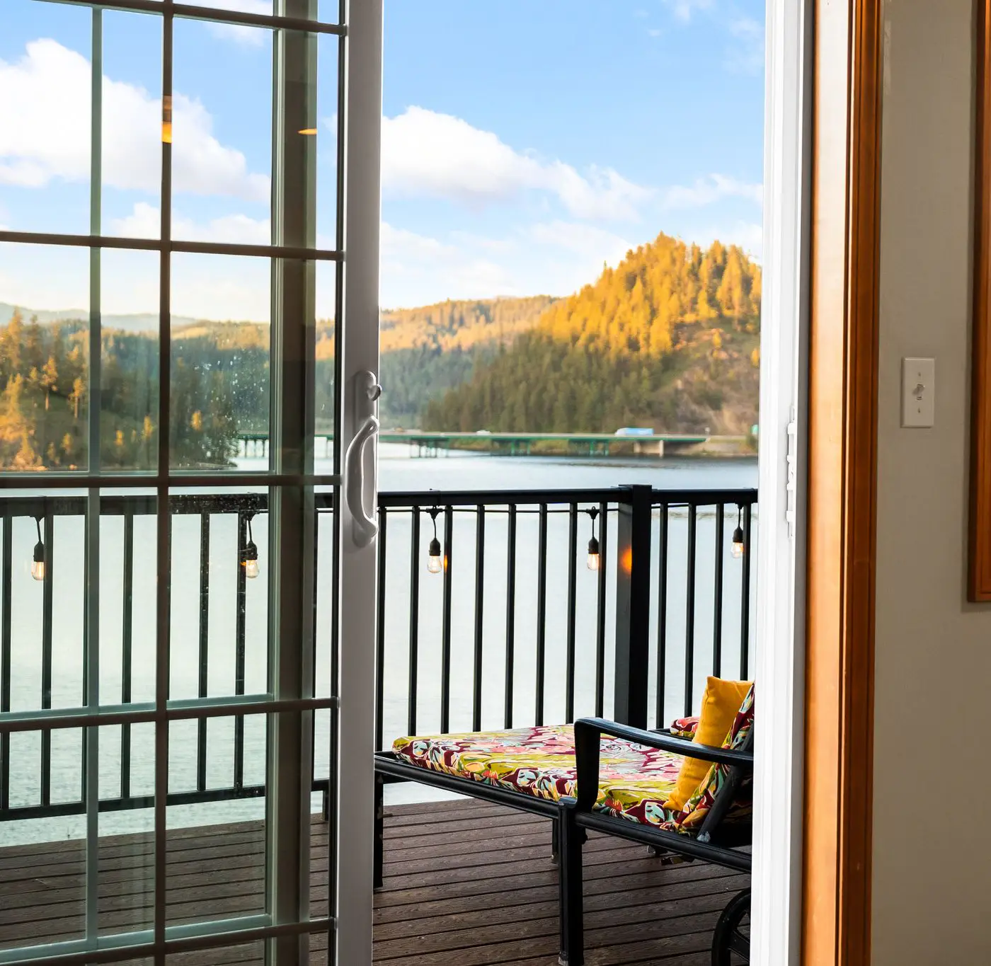 Lake Coeur d'Alene Cabin, Dock & Fire Pit