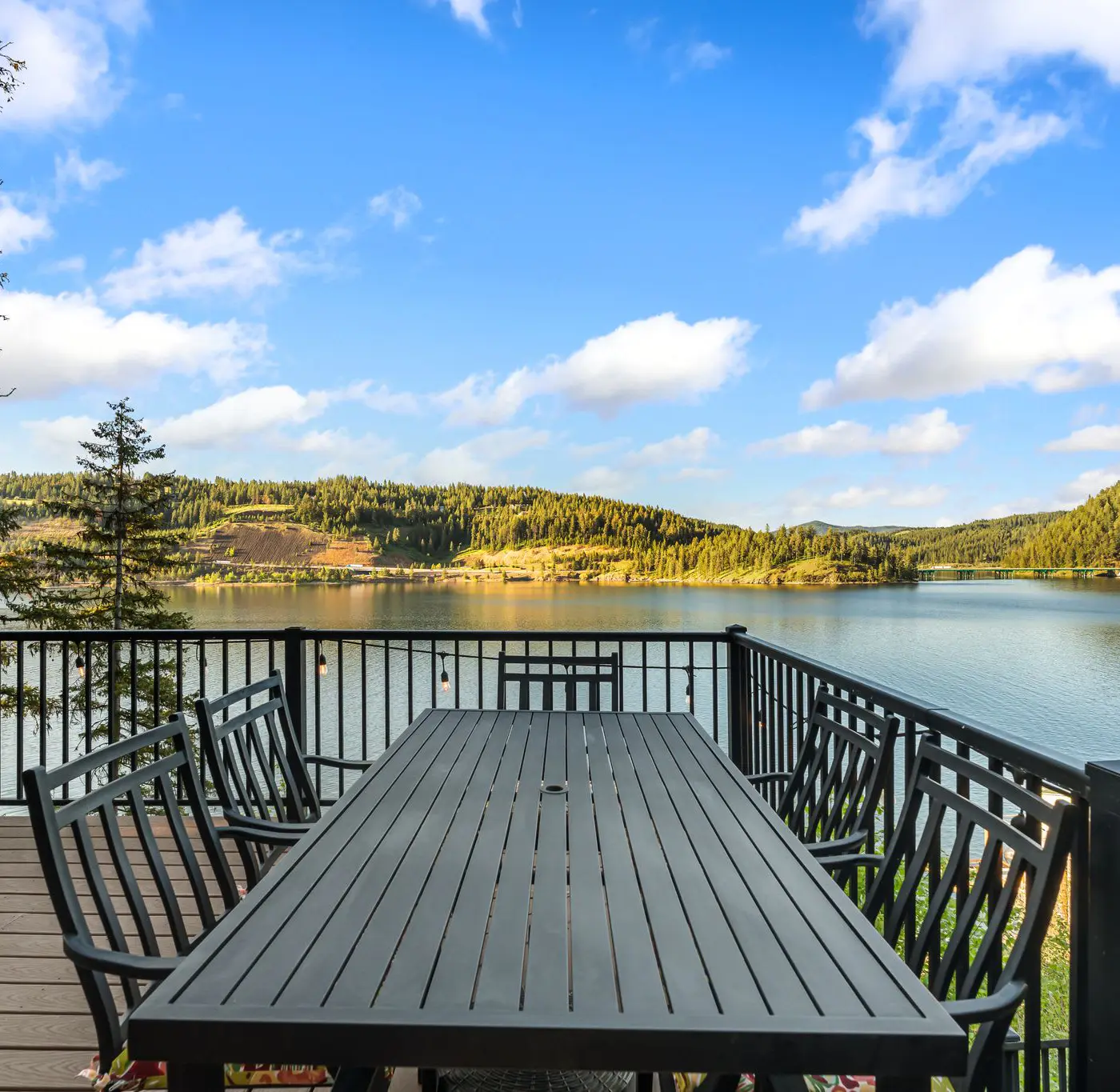 Lake Coeur d'Alene Cabin, Dock & Fire Pit