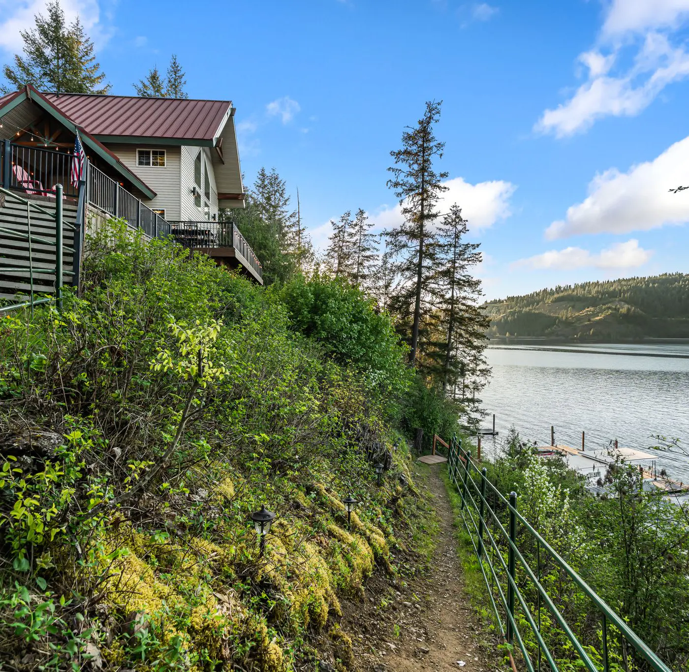 Lake Coeur d'Alene Cabin, Dock & Fire Pit