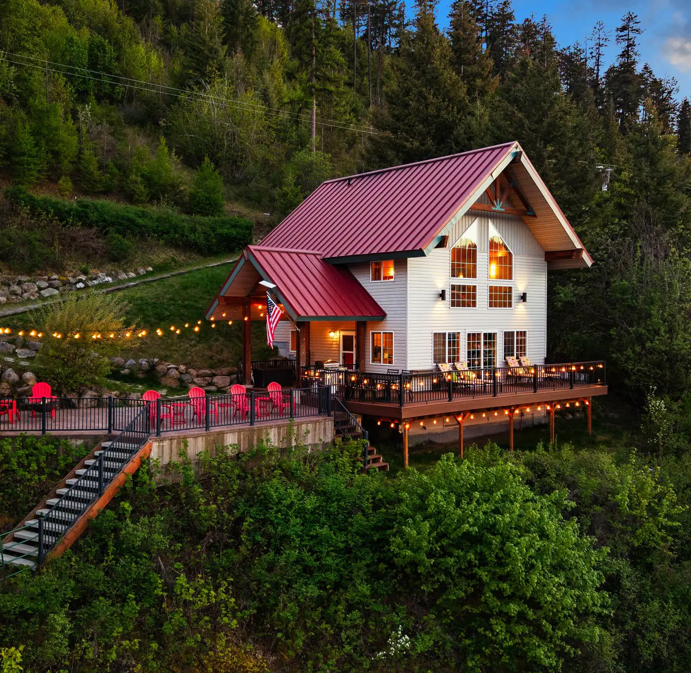 Lake Coeur d'Alene Cabin, Dock & Fire Pit