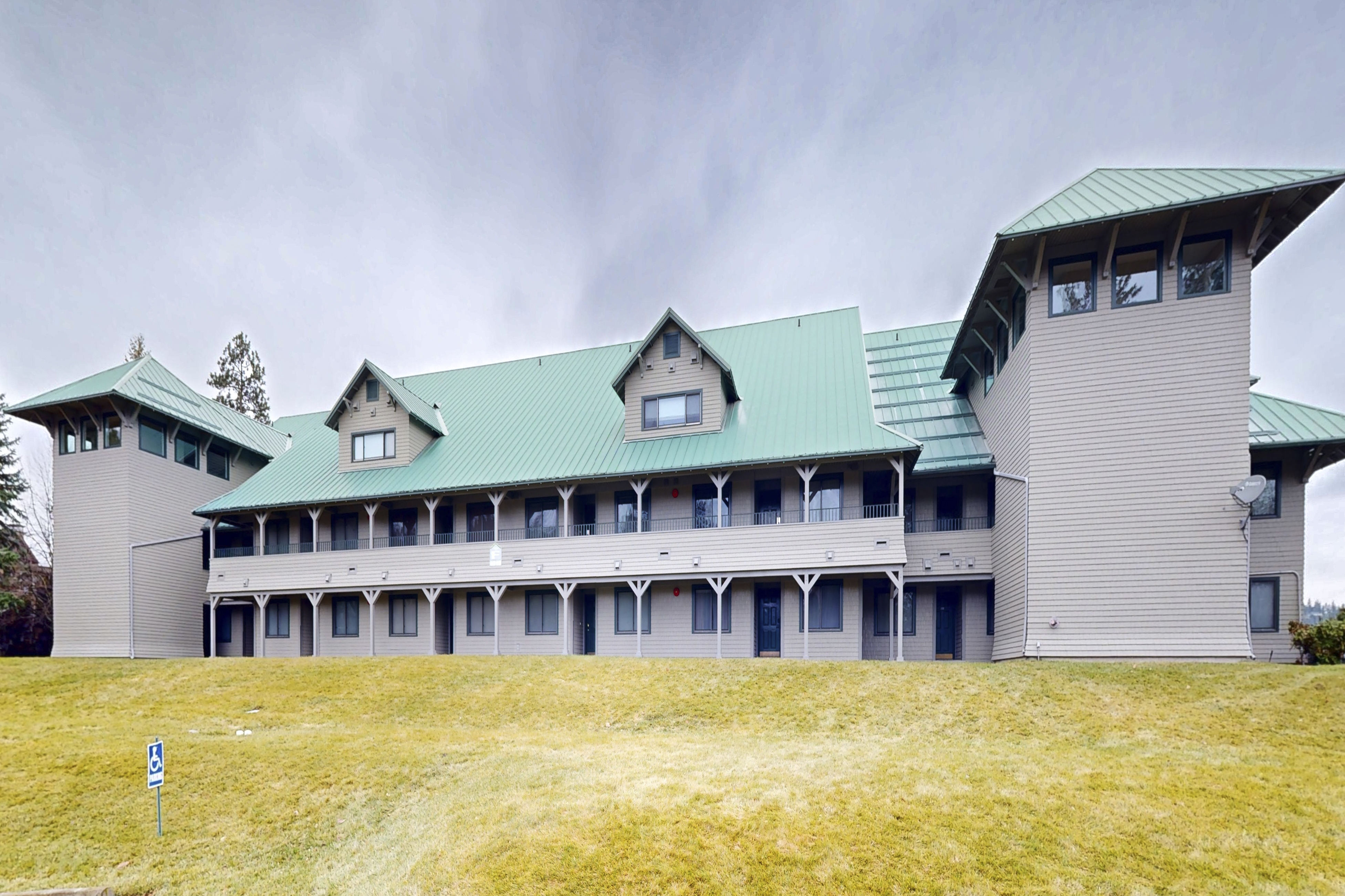 Lazy on the Lakefront