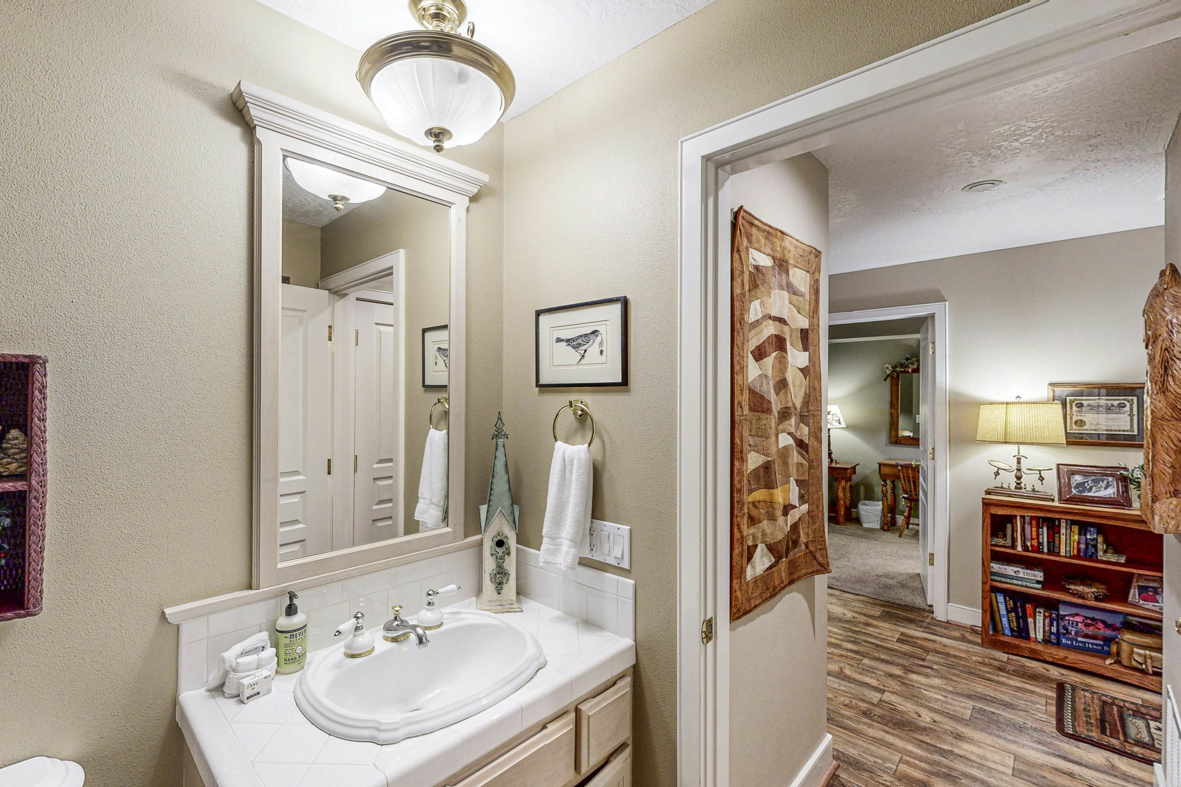 Lakefront Condo CDA Views