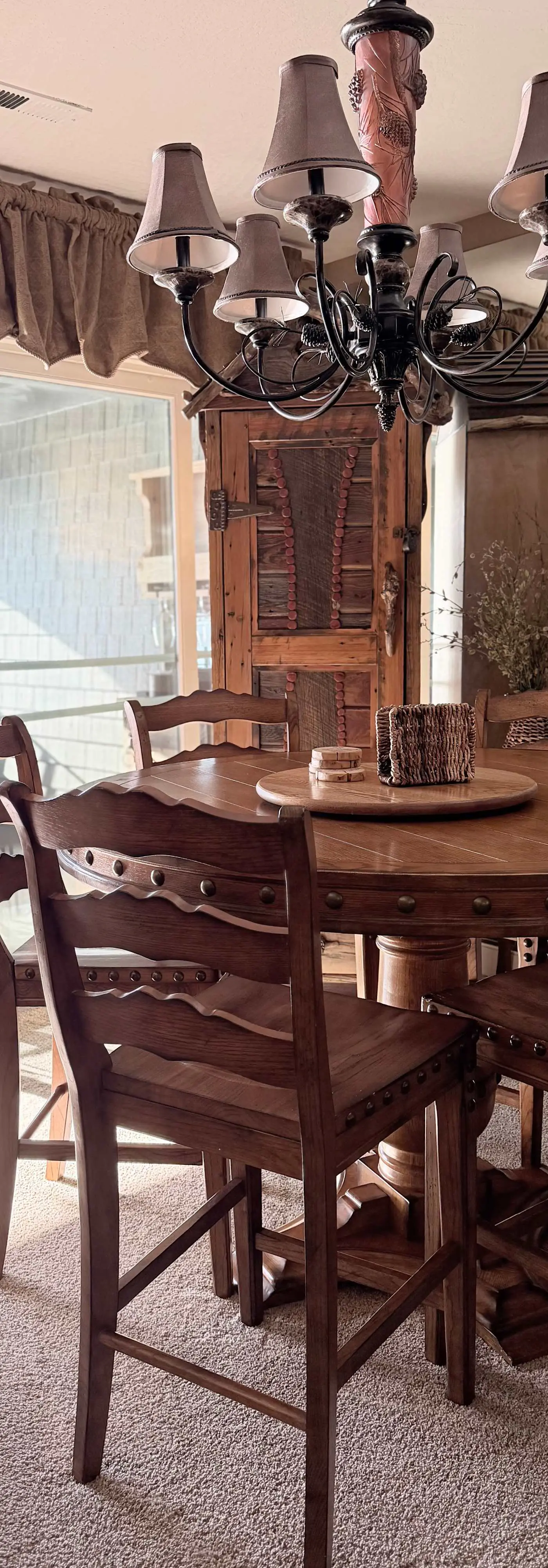 Lakefront Condo: Balcony, Views & Beach Access!