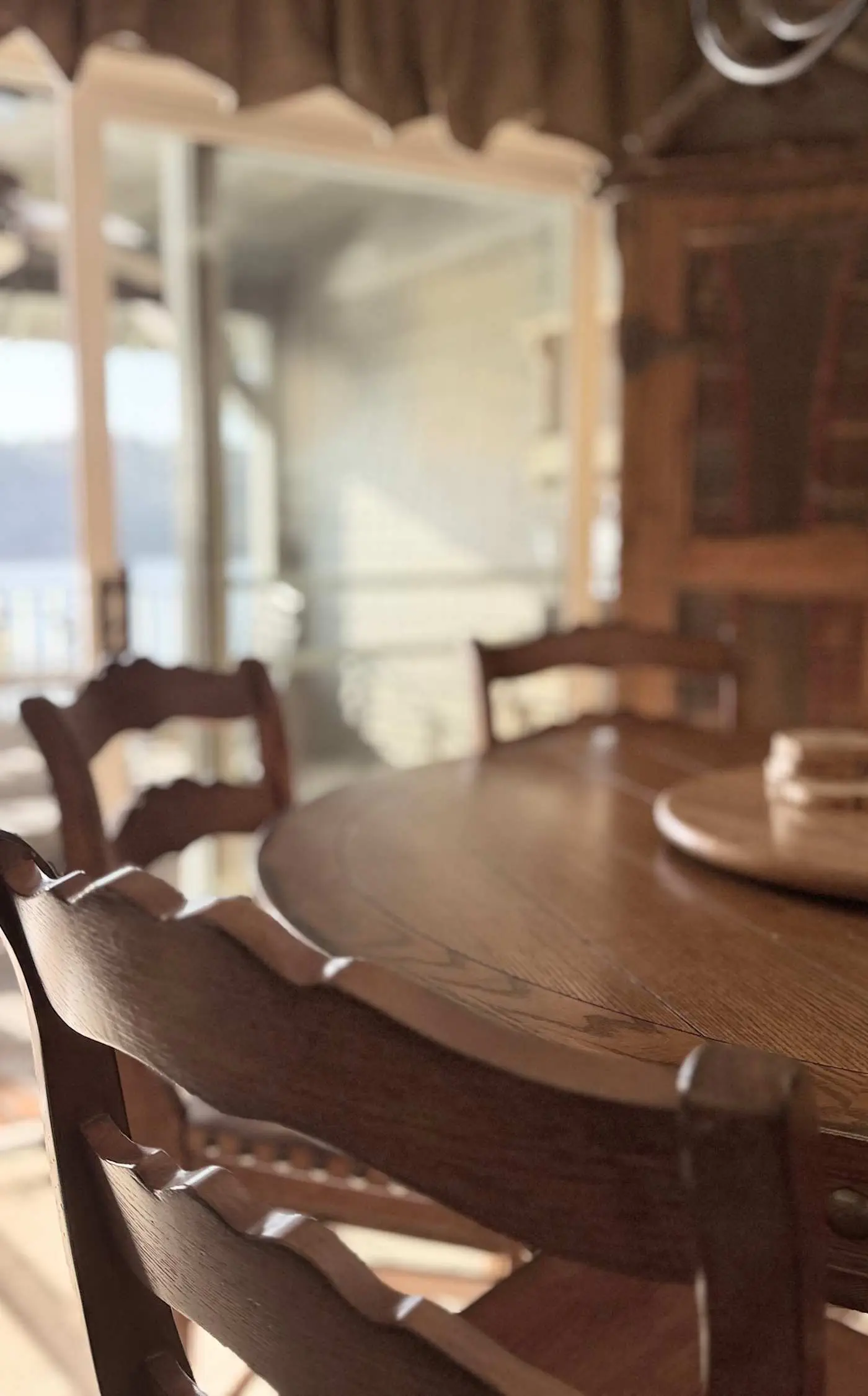 Lakefront Condo: Balcony, Views & Beach Access!