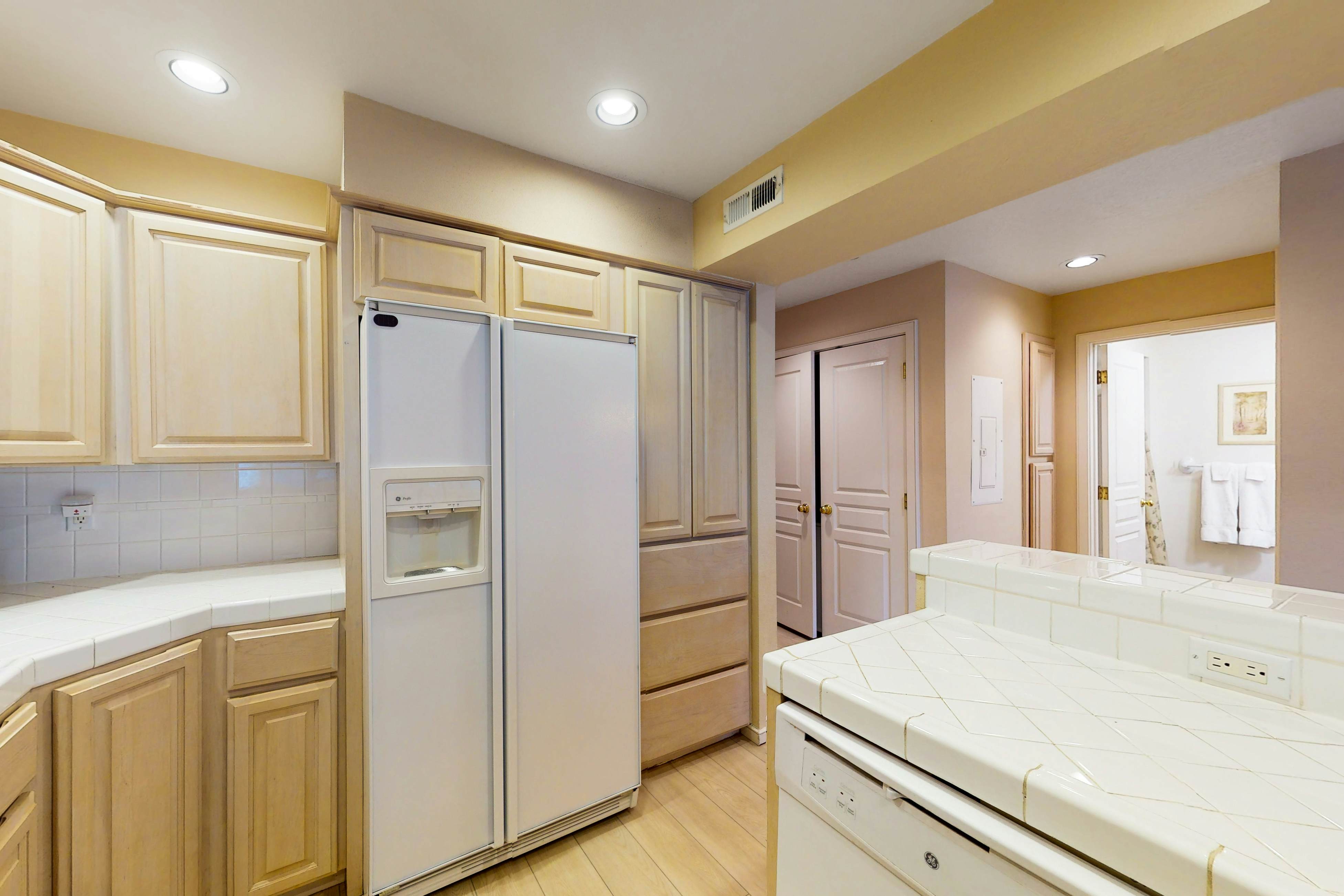 Mountain Lake Getaway