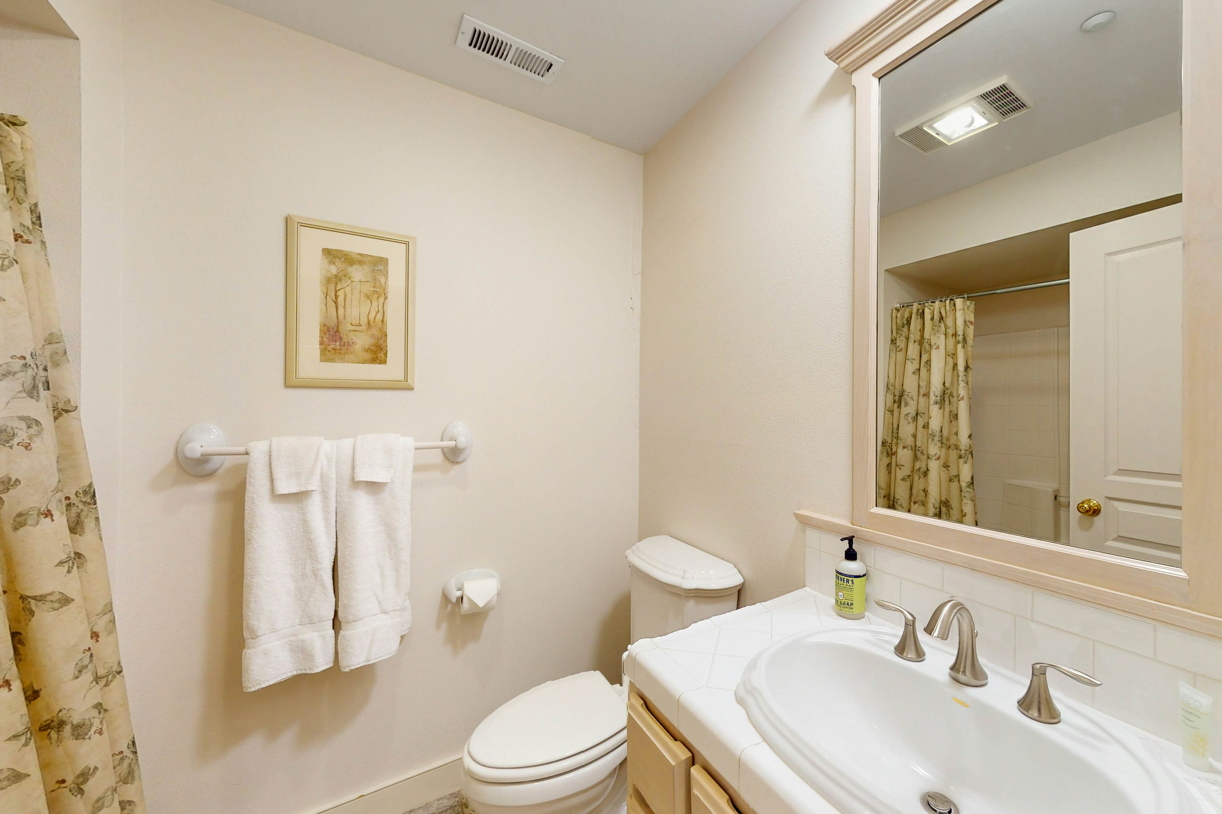 Mountain Lake Getaway