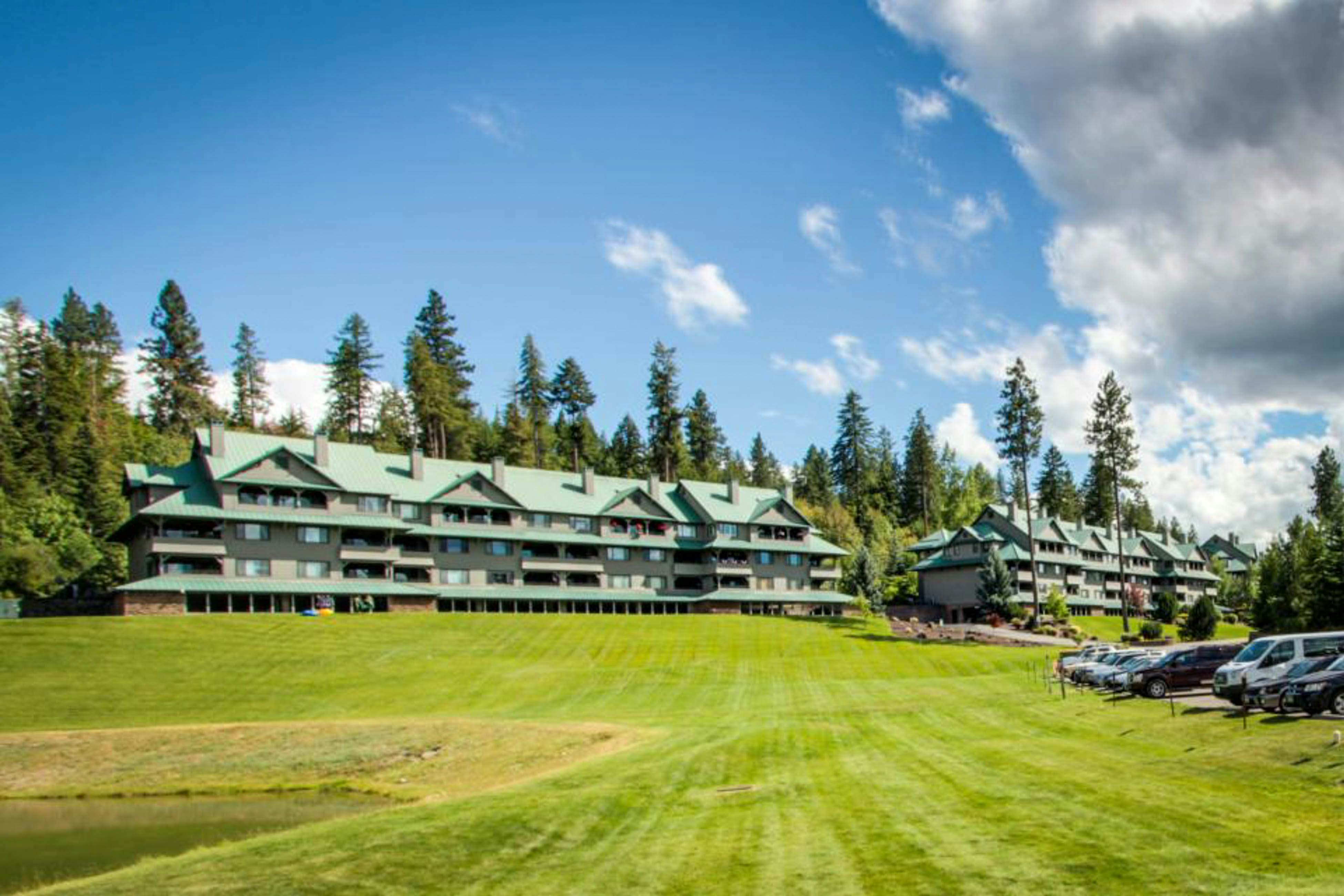 Mountain Lake Getaway