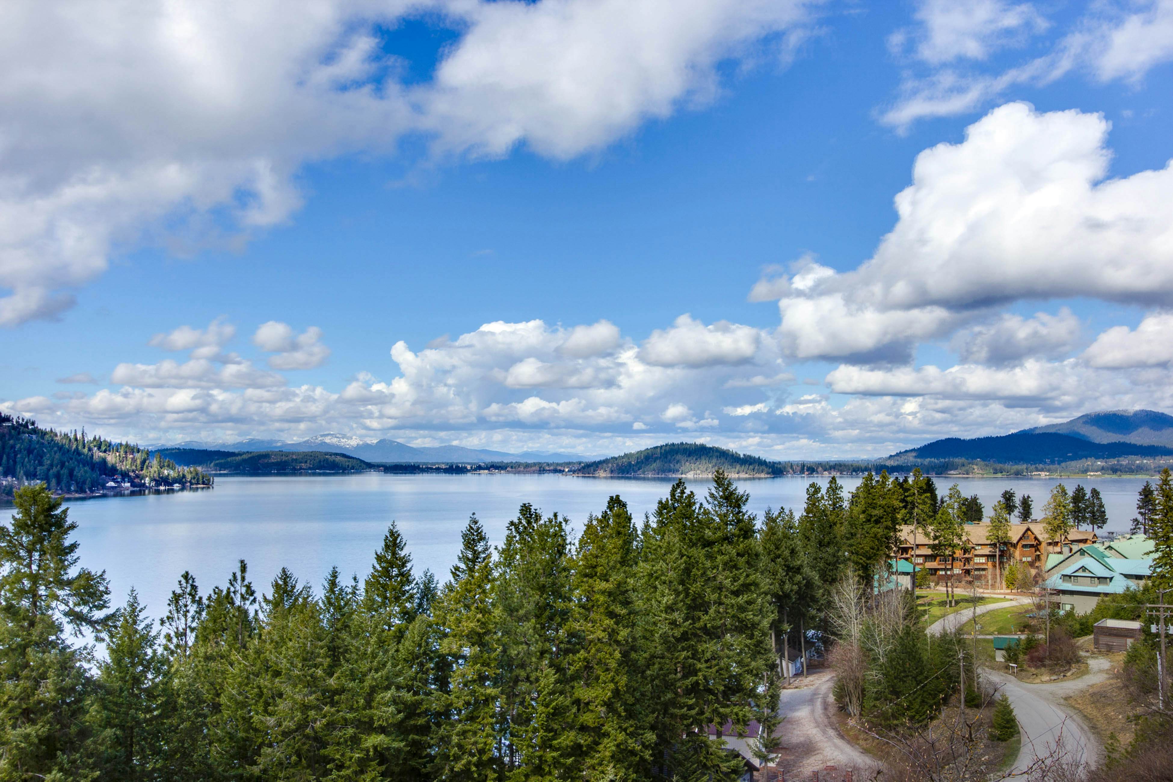 Mountain Lake Getaway