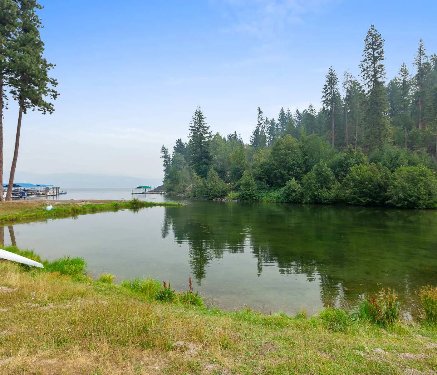 Lakefront Condo: Balcony, Views & Beach Access!
