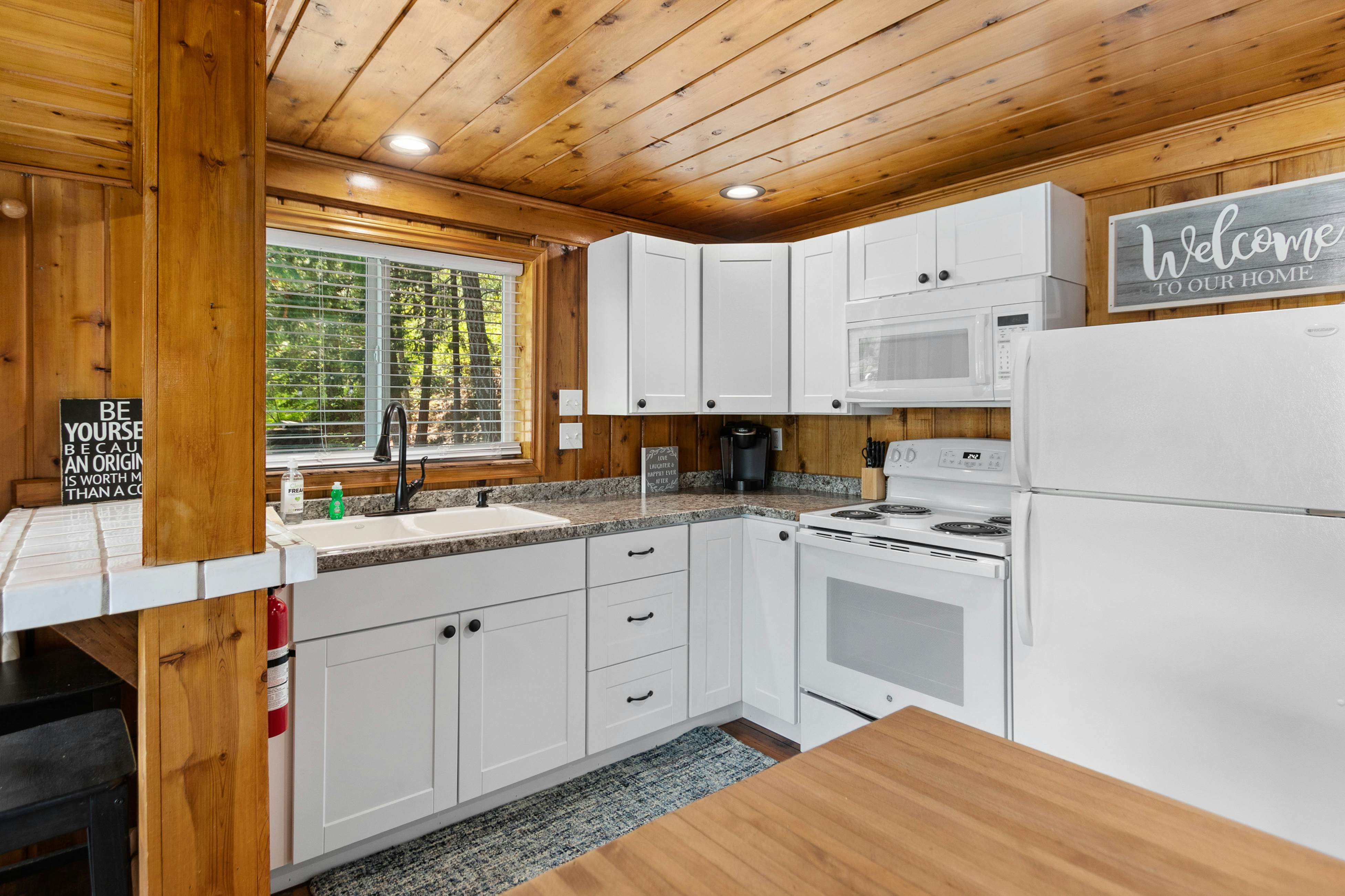 Hayden Lake Gem Retreat