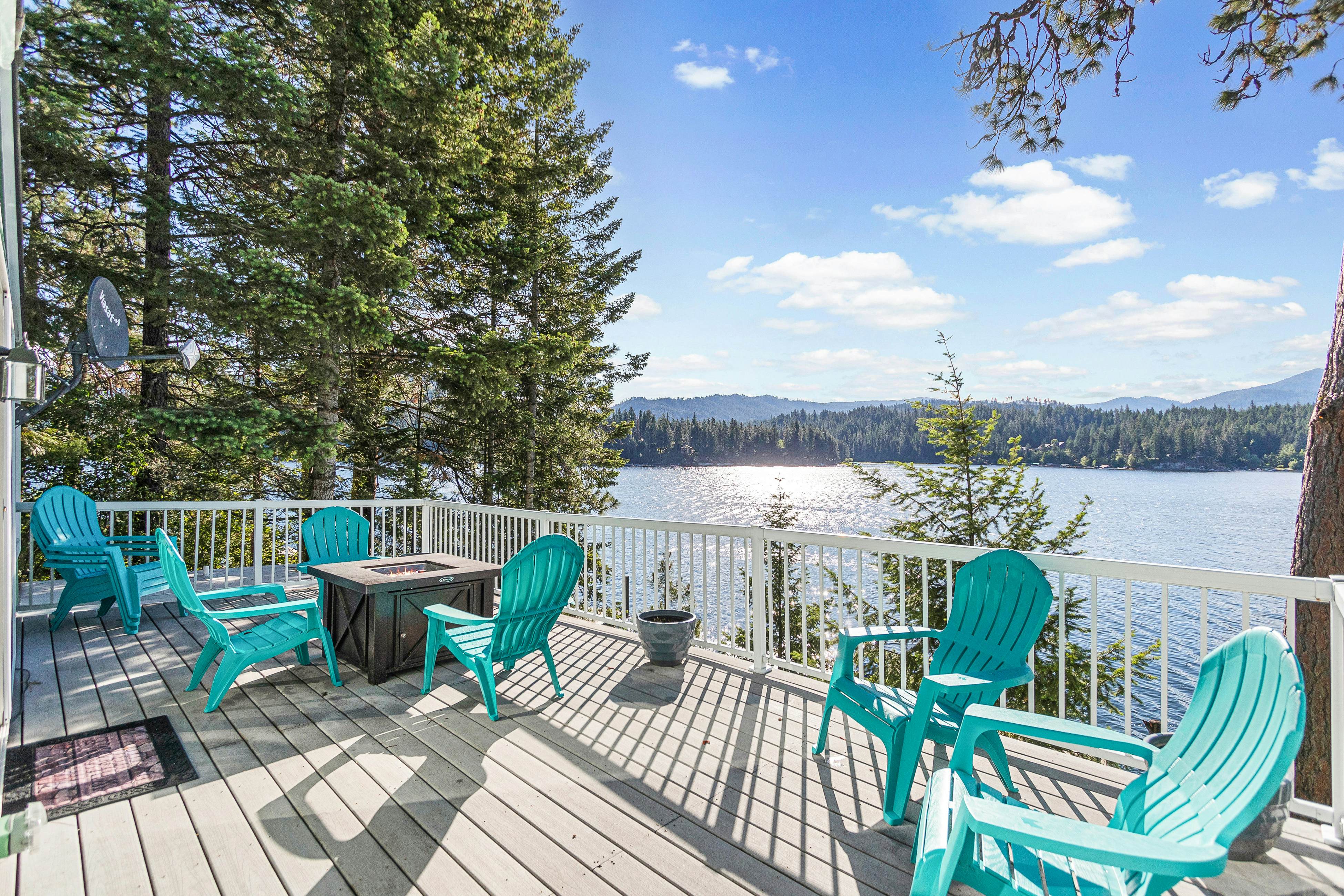 Hayden Lake Gem Retreat