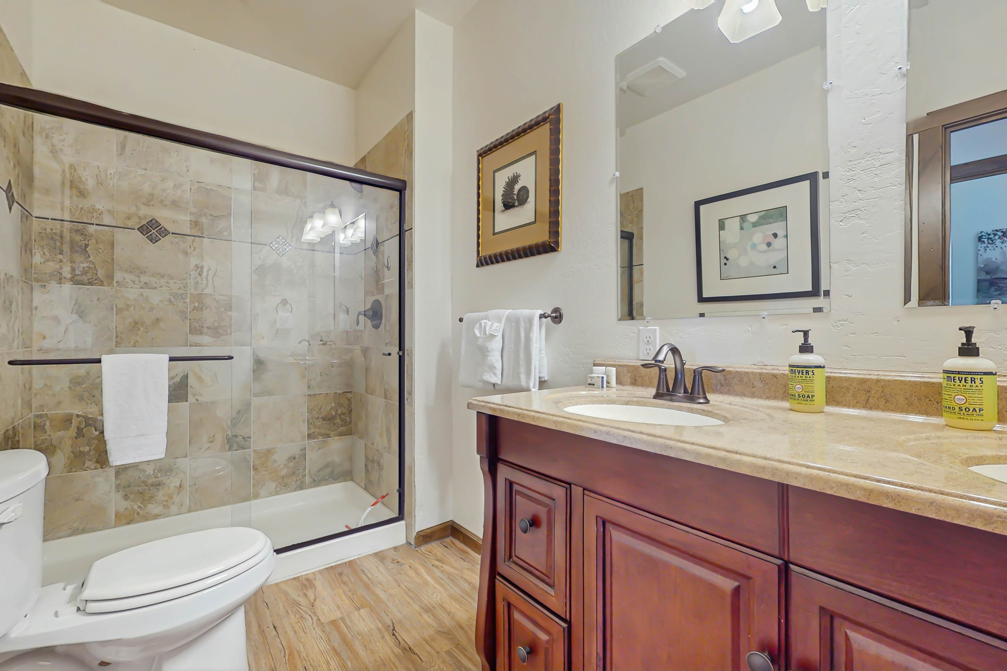 Lakeside Home With Hot Tub