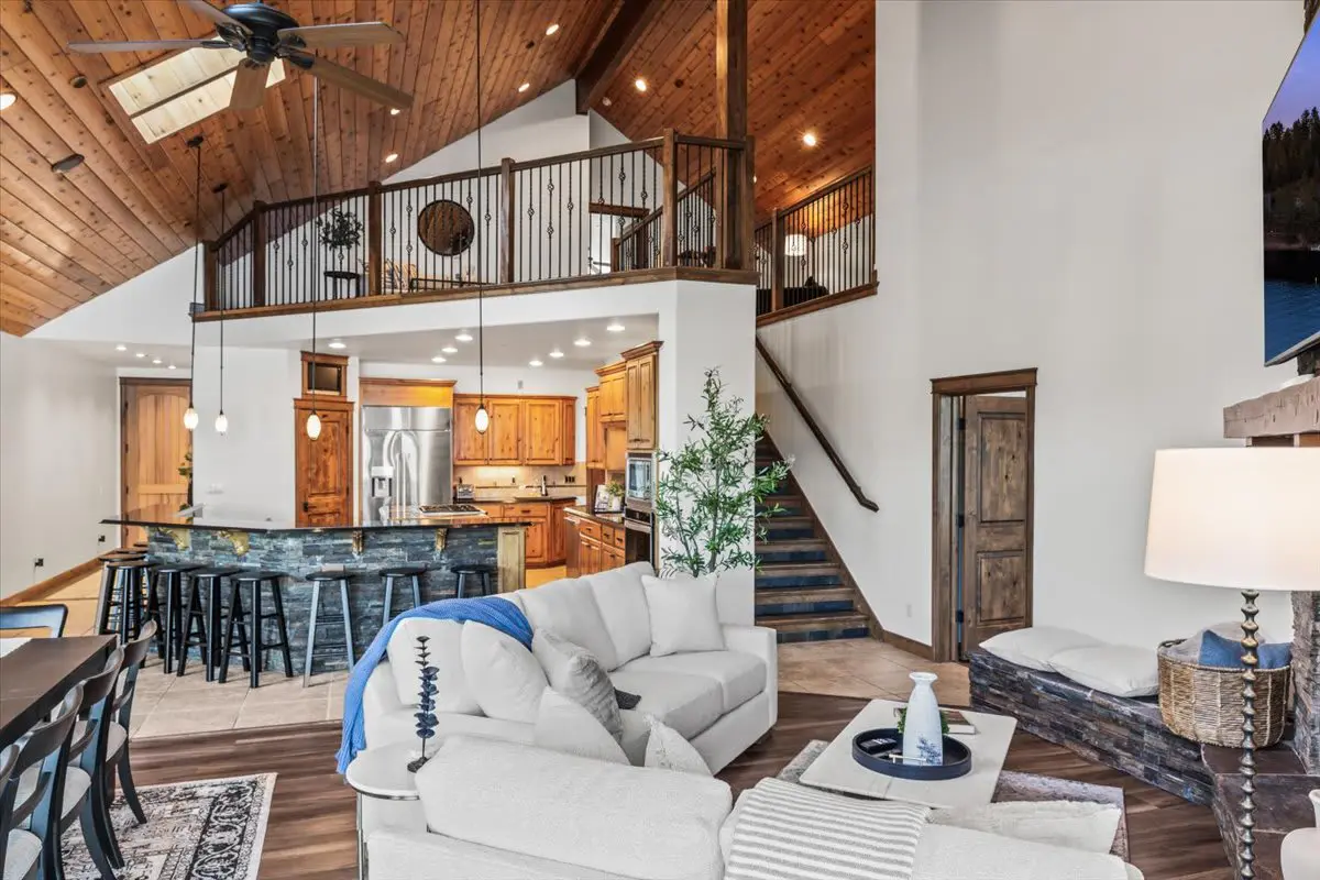 DeJa View - Entire Home