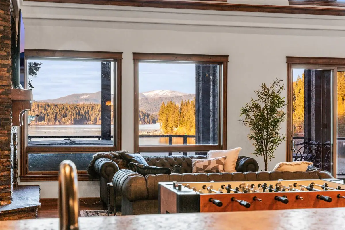 DeJa View - Entire Home