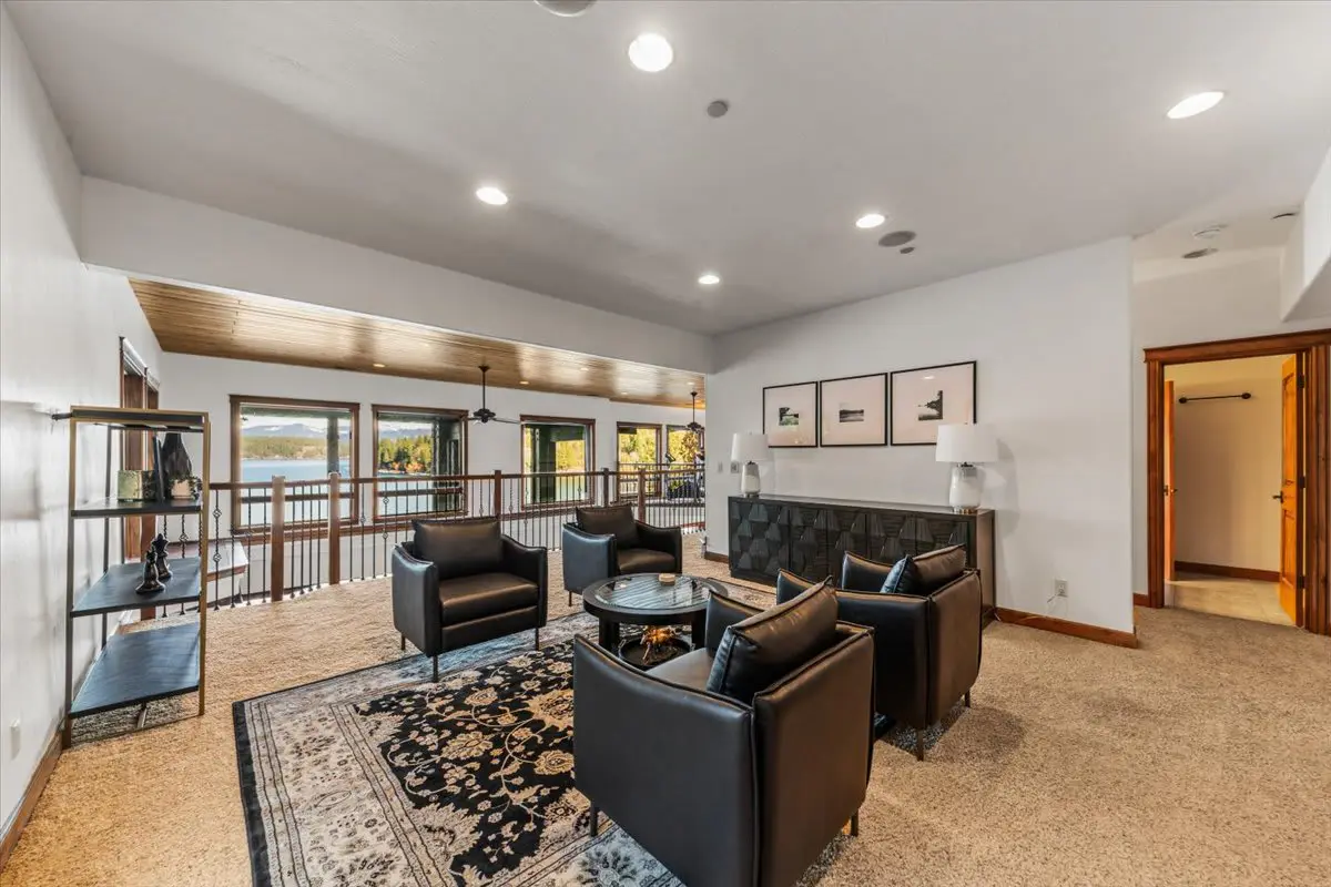 DeJa View - Entire Home