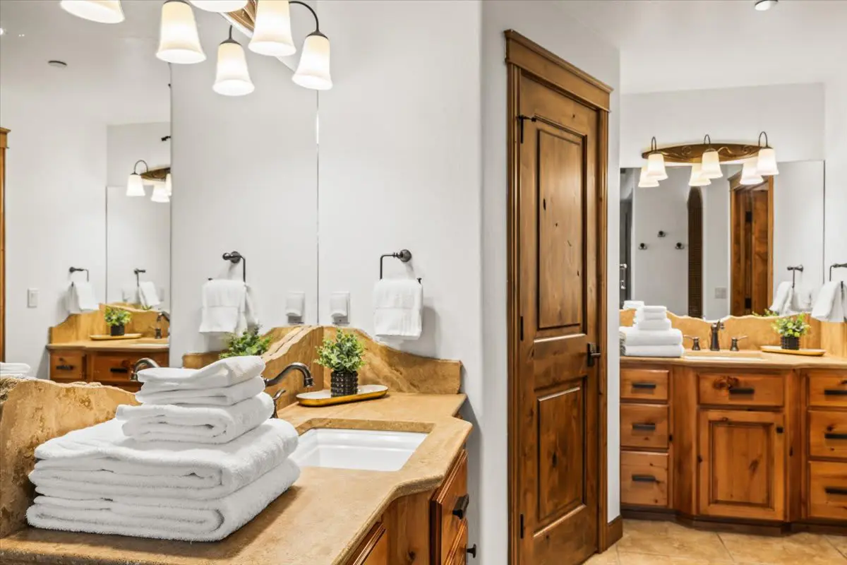 DeJa View - Entire Home