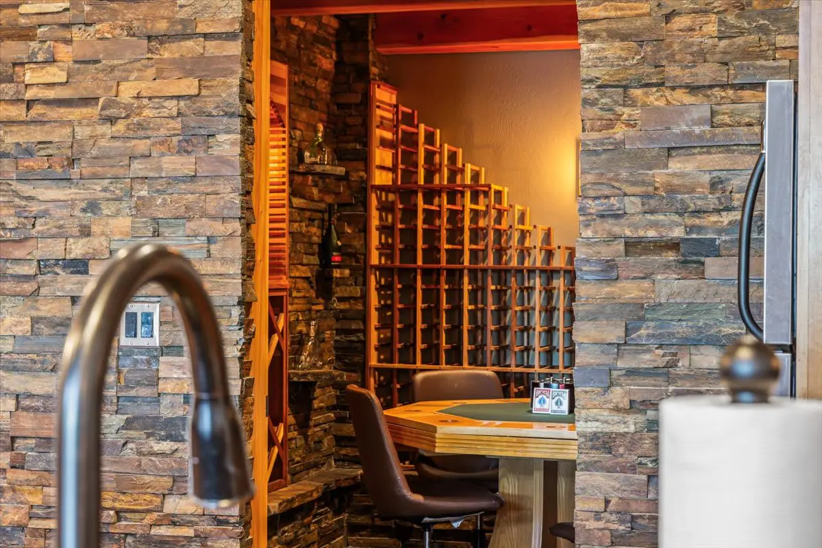 DeJa View - Entire Home