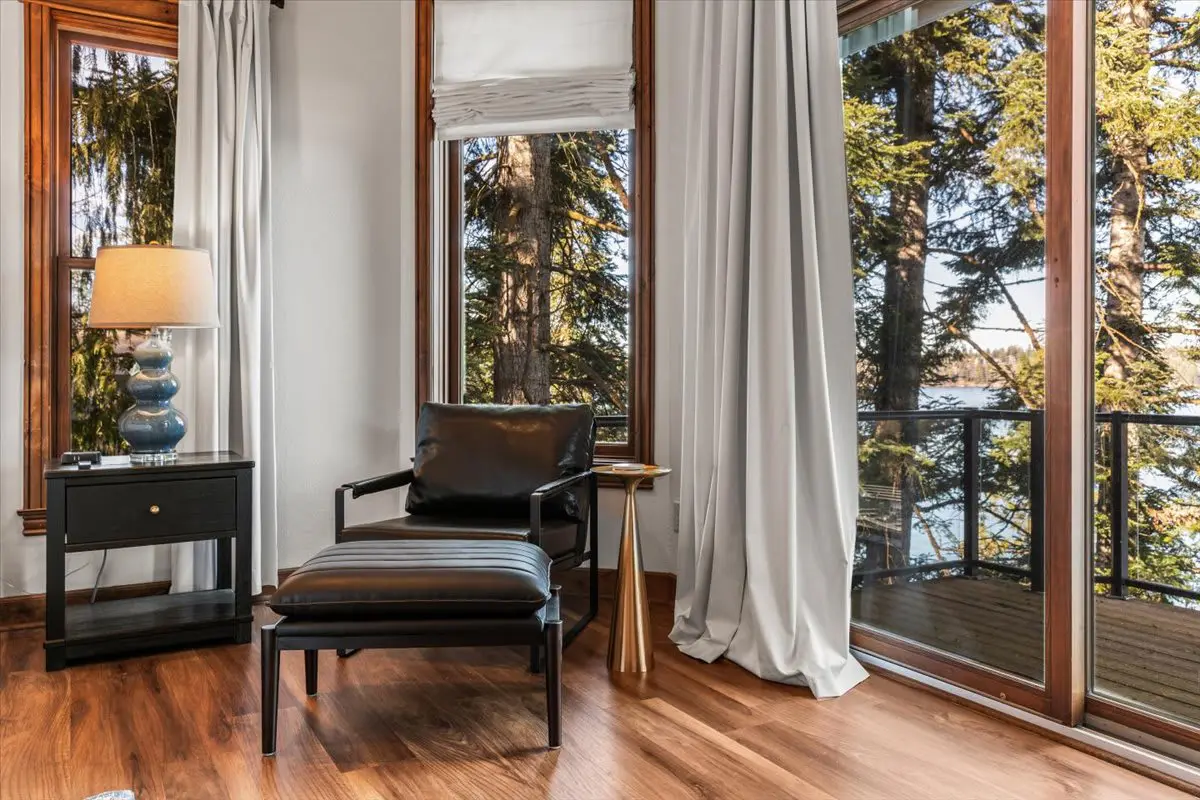 DeJa View - Entire Home