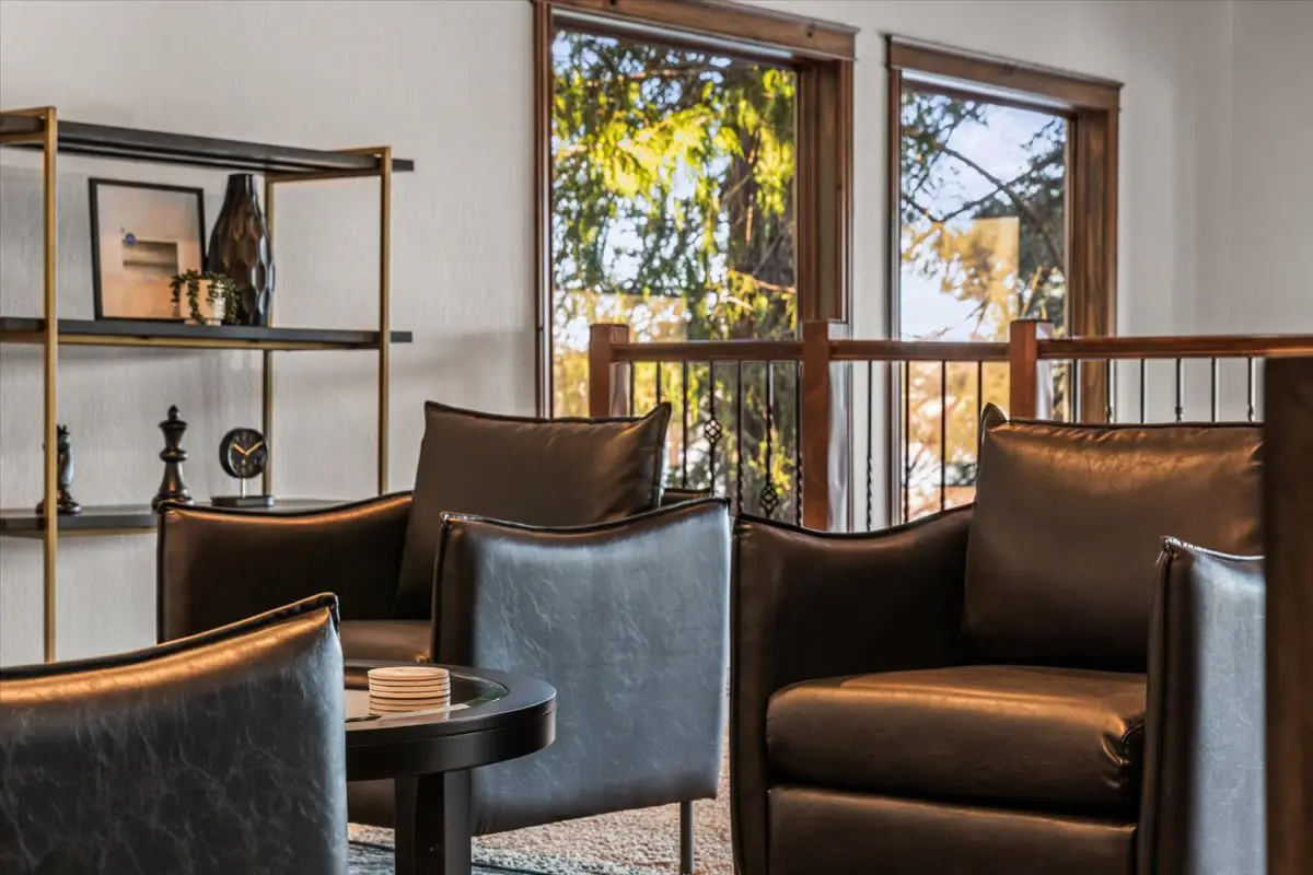 DeJa View - Entire Home