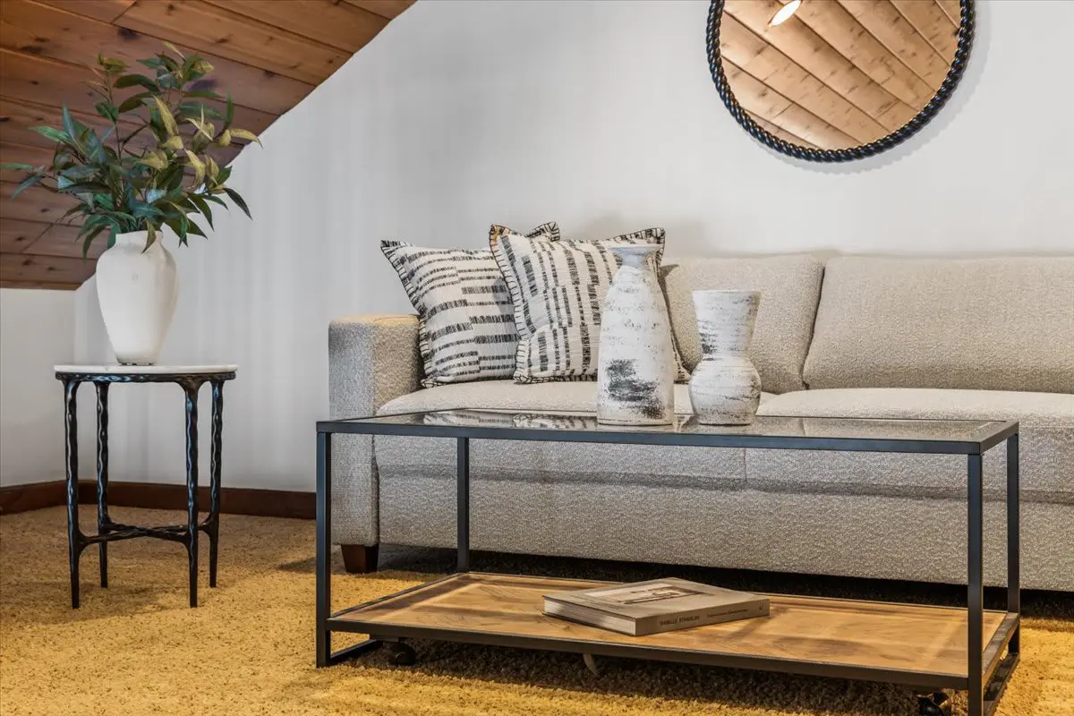 DeJa View - Entire Home