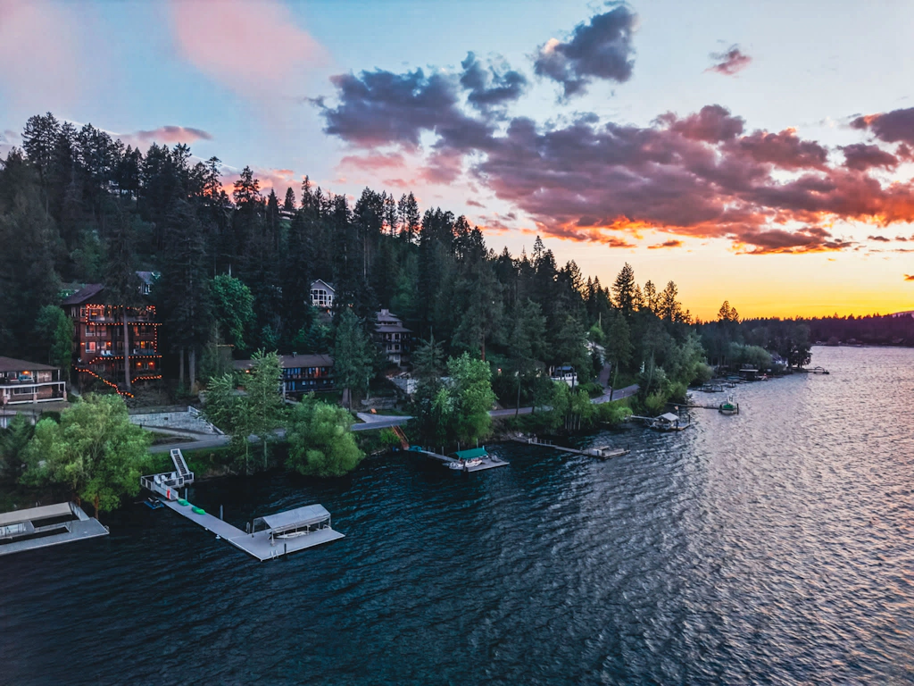 6BR Waterfront, Hot Tub, Boat Slip, Sleeps 16