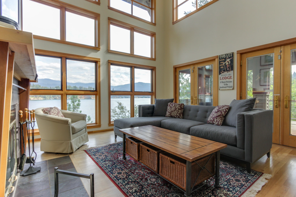 Starling Lake House | Your private perch on Hayden Lake 