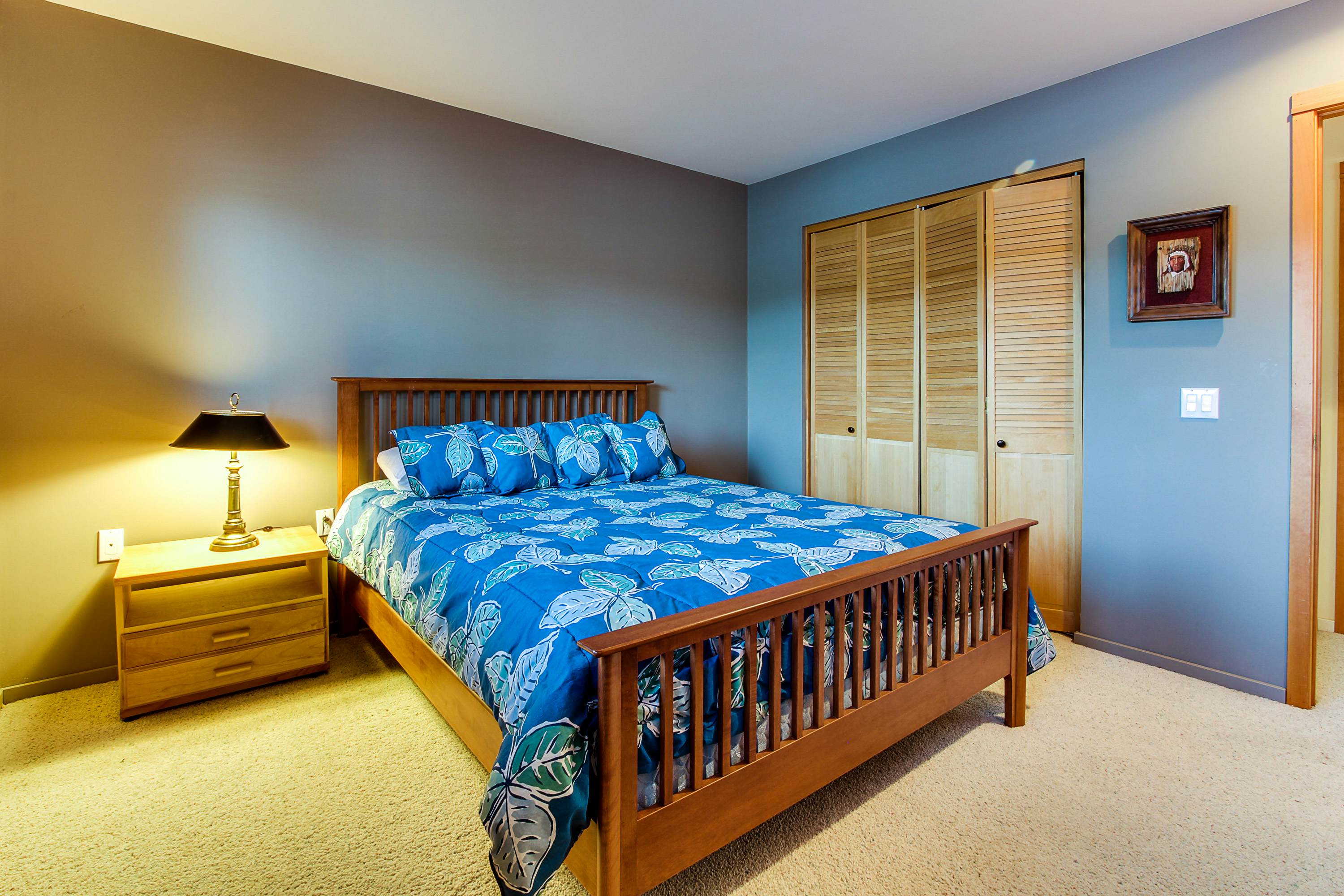 Gorgeous Lakefront Retreat