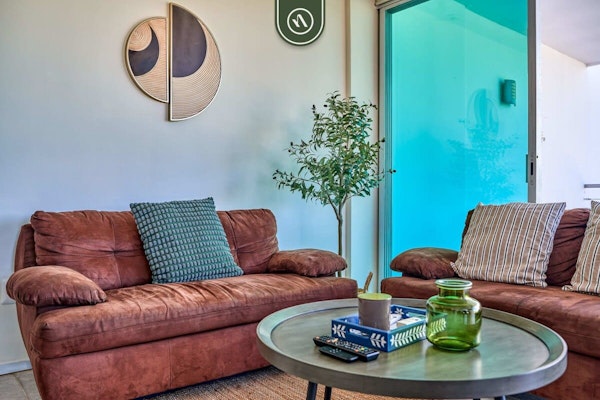 2BR with Private Balcony - Oceanfront Building