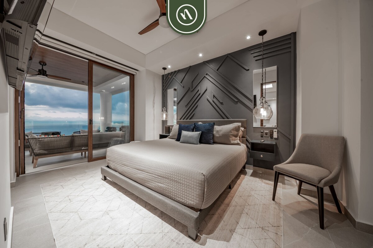 Luxury 2 BR Condo with Beachview - Rooftop Pool