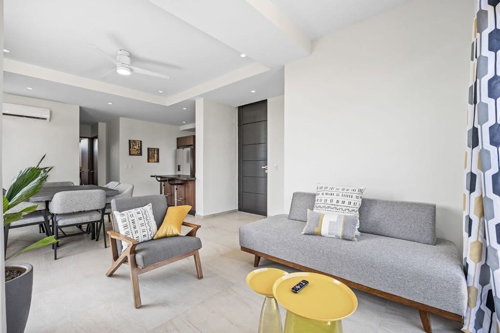 2 Bedroom - 2 Bathroom Condo - Galeritas 5