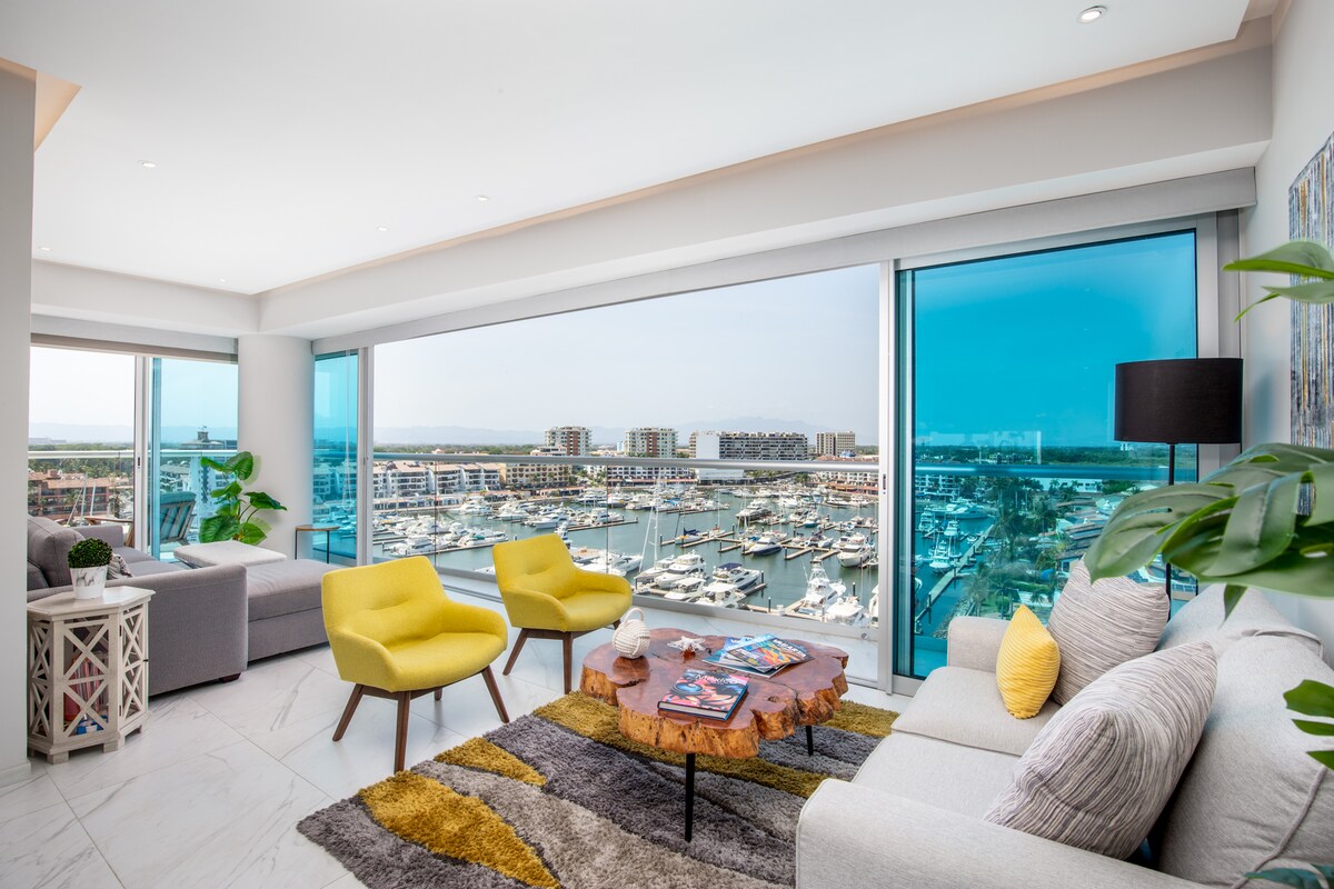 "Nautico: 1BR, Rooftop Pool, 20% Off!"