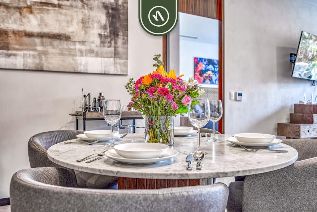 New 2BR Condo in Zona Romantica - Rooftop Pool