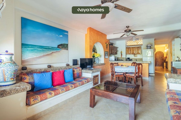 Ocean view 1Br Condo-Balcony-Beach-Pool - 301