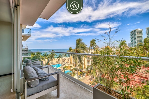 Luxury Oceanfront 2BR Condo with Private Balcony