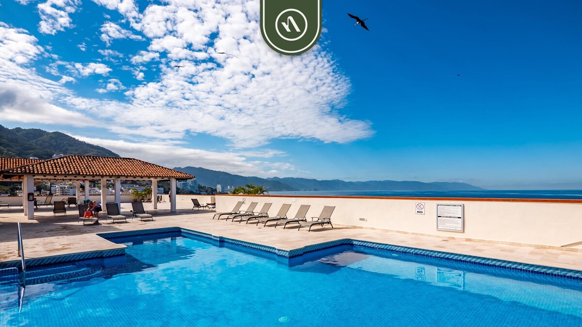 Ocean view 2Br Condo-Balcony-Beach-Pool - 310